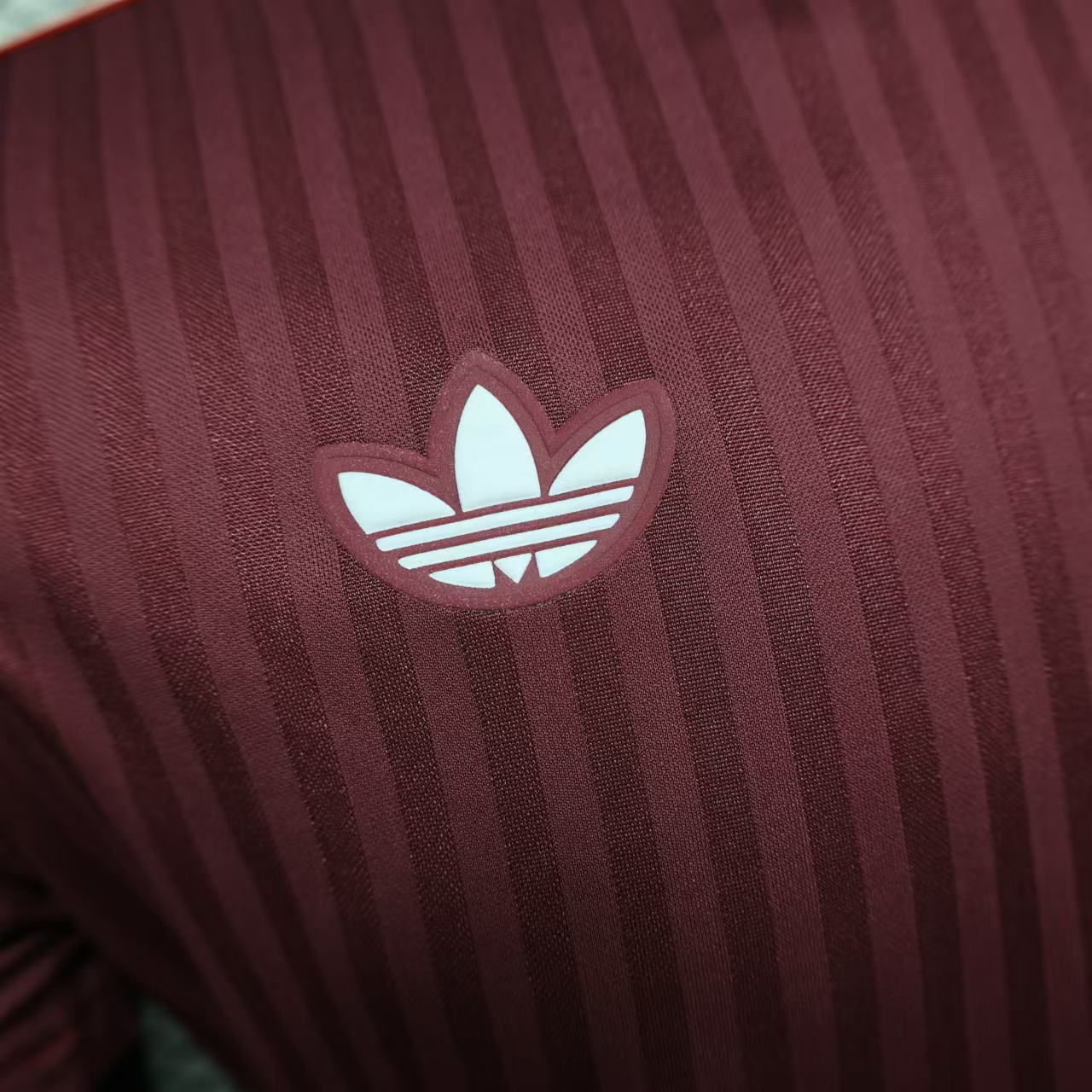 ManixJersey.com | Bayern Munich 2025 Red Icon Retro Jersey - Player Version -Customize Name, Number and Patch | Worldwide Shipping