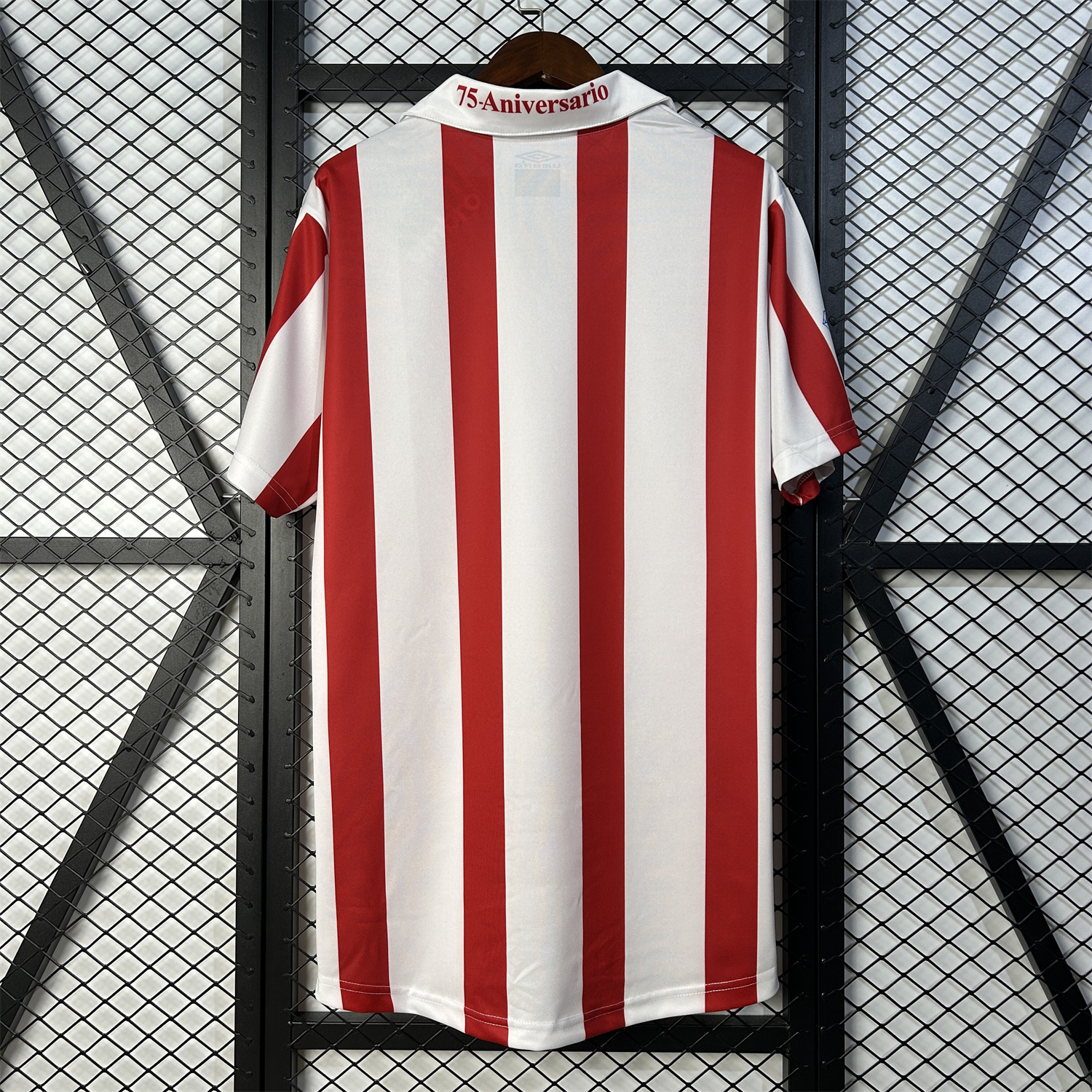 foot-Retro Granada CF 2005-06 Home Jersey