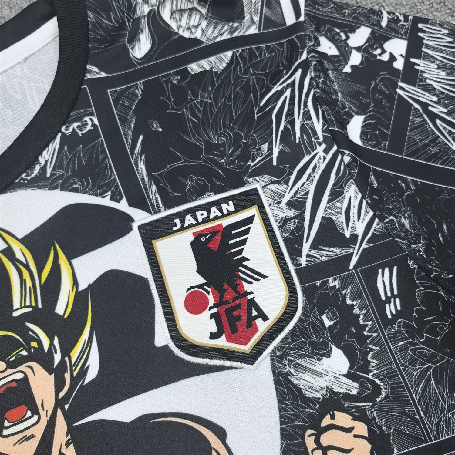 foot-Japan 25-26 Son Goku Super Saiyan Black Jersey - Fans Version