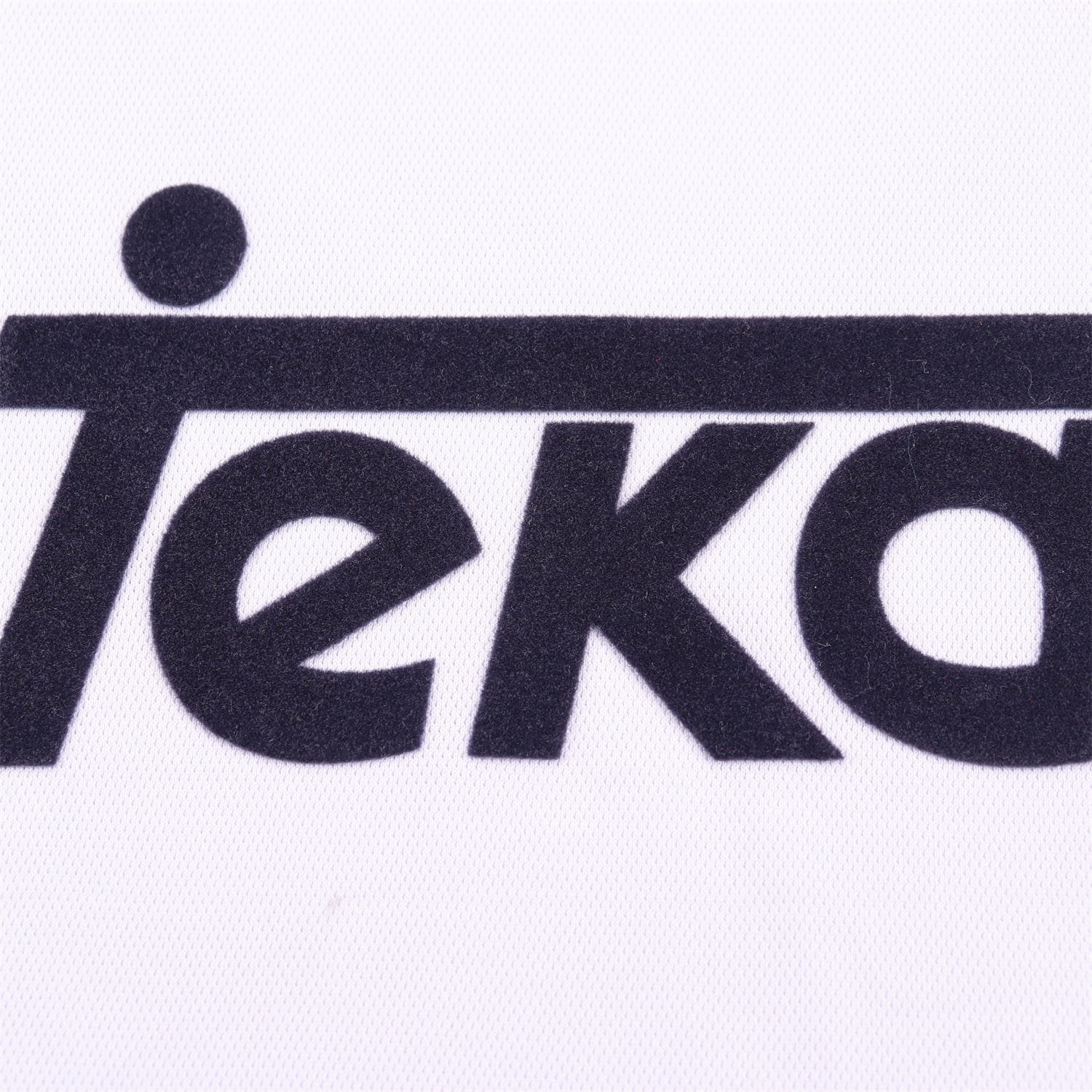 foot-Retro Real Madrid 2000-01 Home Kids Kit