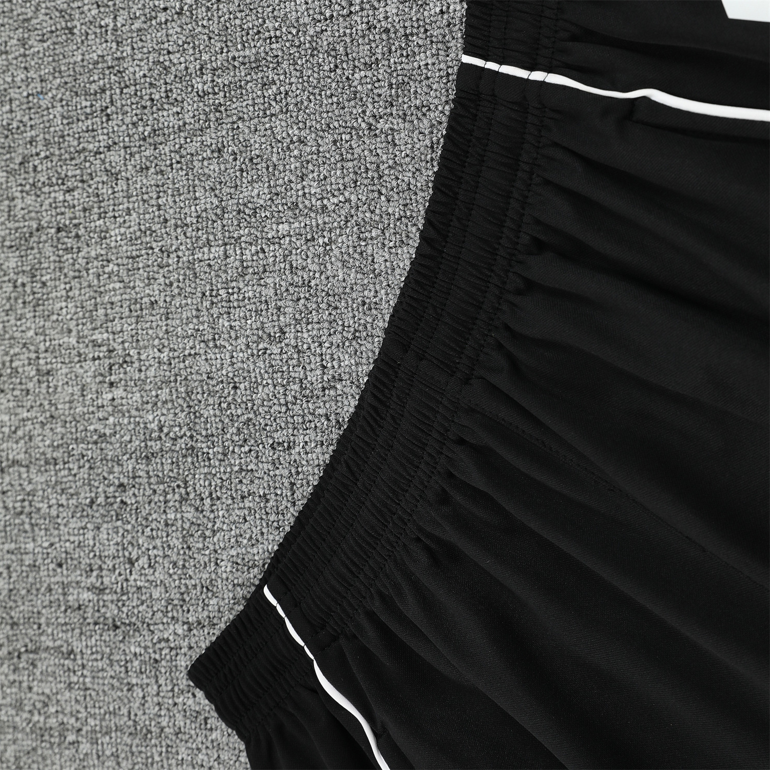 foot-Real Madrid 25-26 Vest Training Set - Blue Purple Curve Pattern Vest & Black Shorts