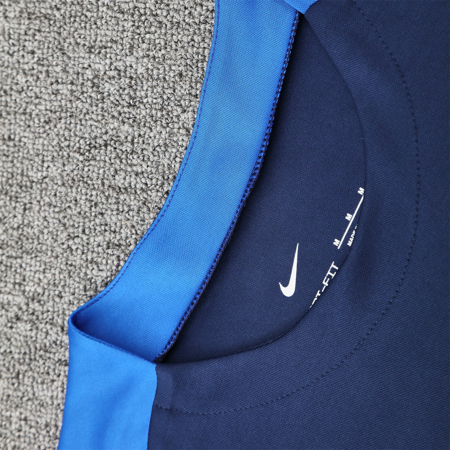 Unitedfootballkit.com | Paris Saint-Germain PSG 25-26 Short-Sleeve Training Set - Royal Blue & Royal Blue Shorts -Customize Name, Number and Patch | Worldwide Shipping