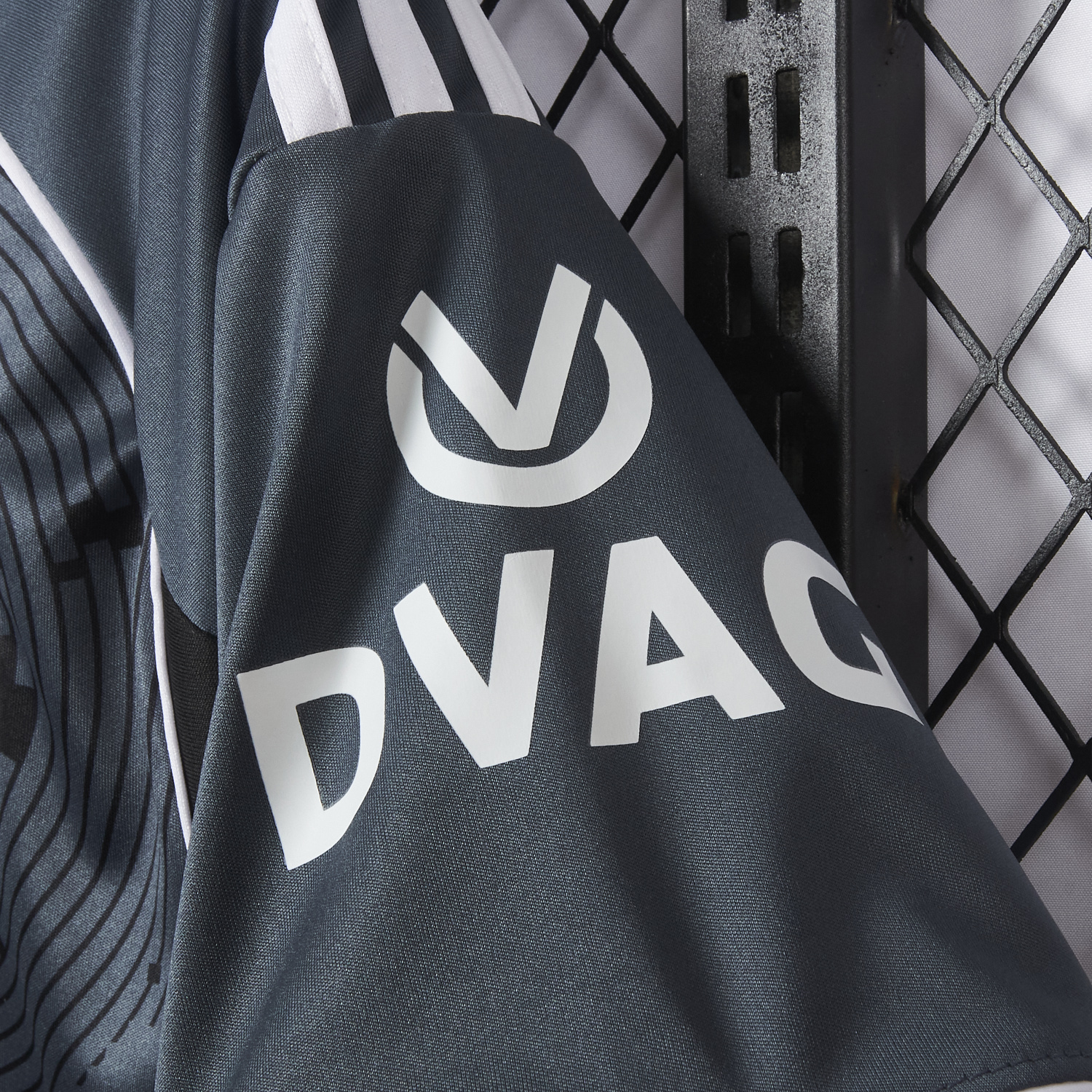 foot-Frankfurt 25-26 Third Jersey - Fans Version