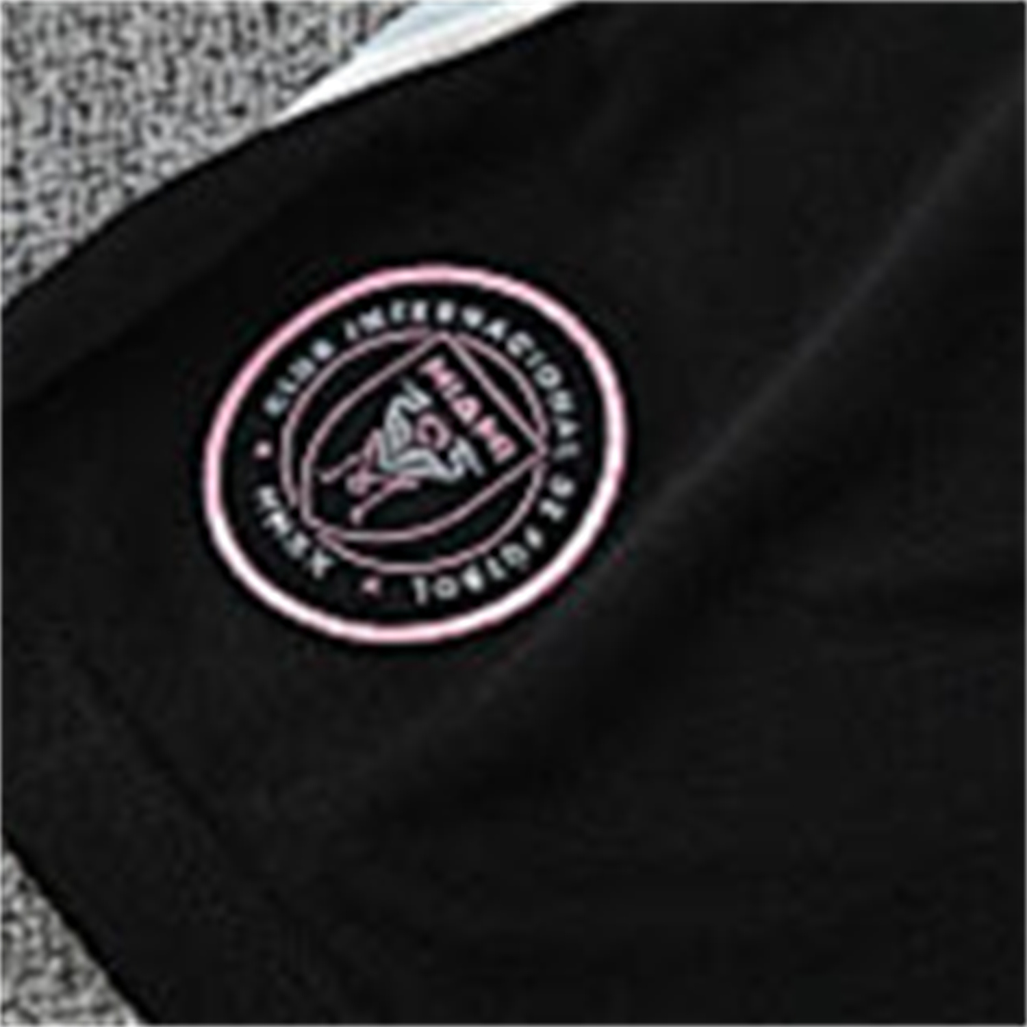 foot-INT M.A.M 25-26 Short-Sleeve Training Set - Light Grey Stripes Black Top & Black Shorts