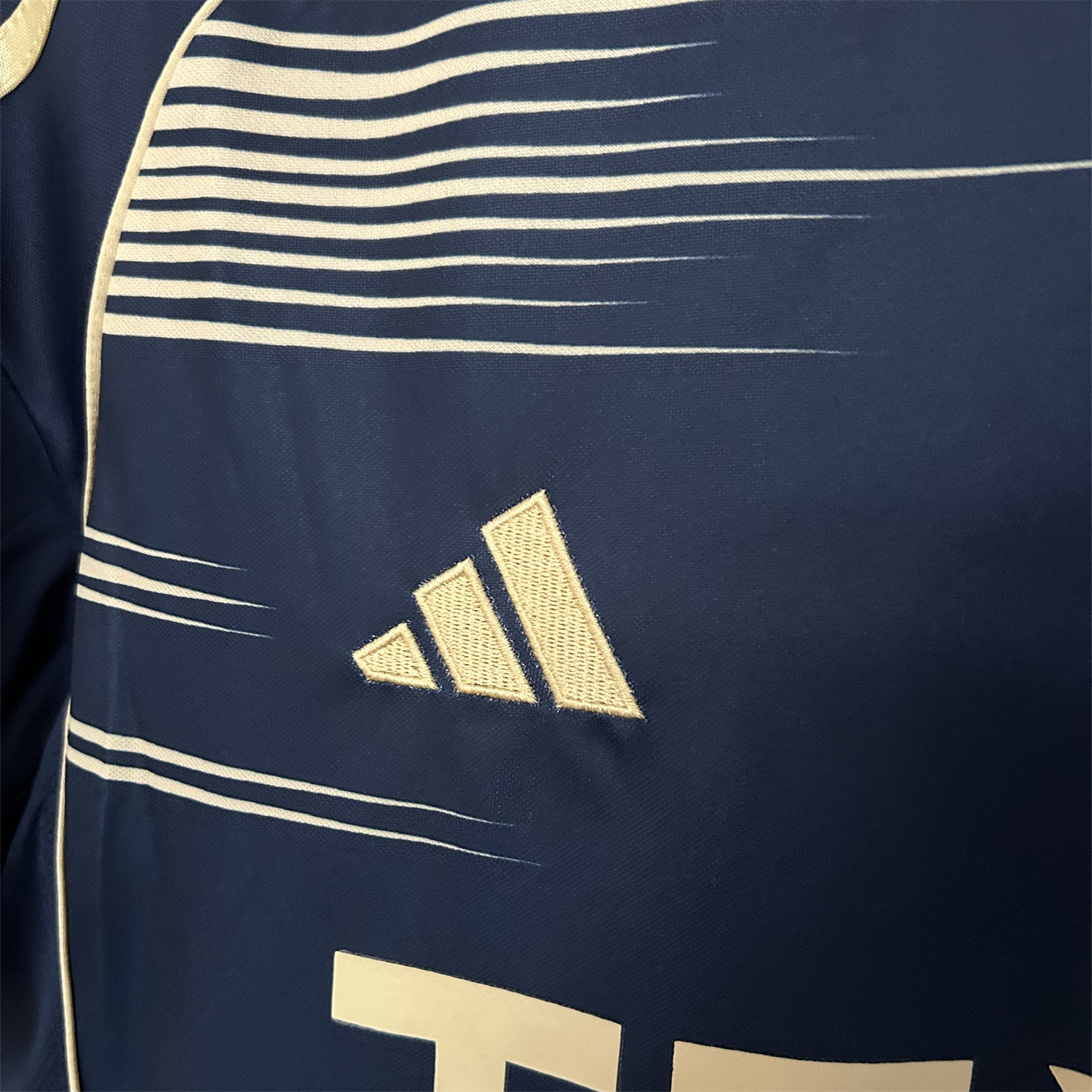 foot-Aberdeen 25-26 Away Jersey - Fans Version