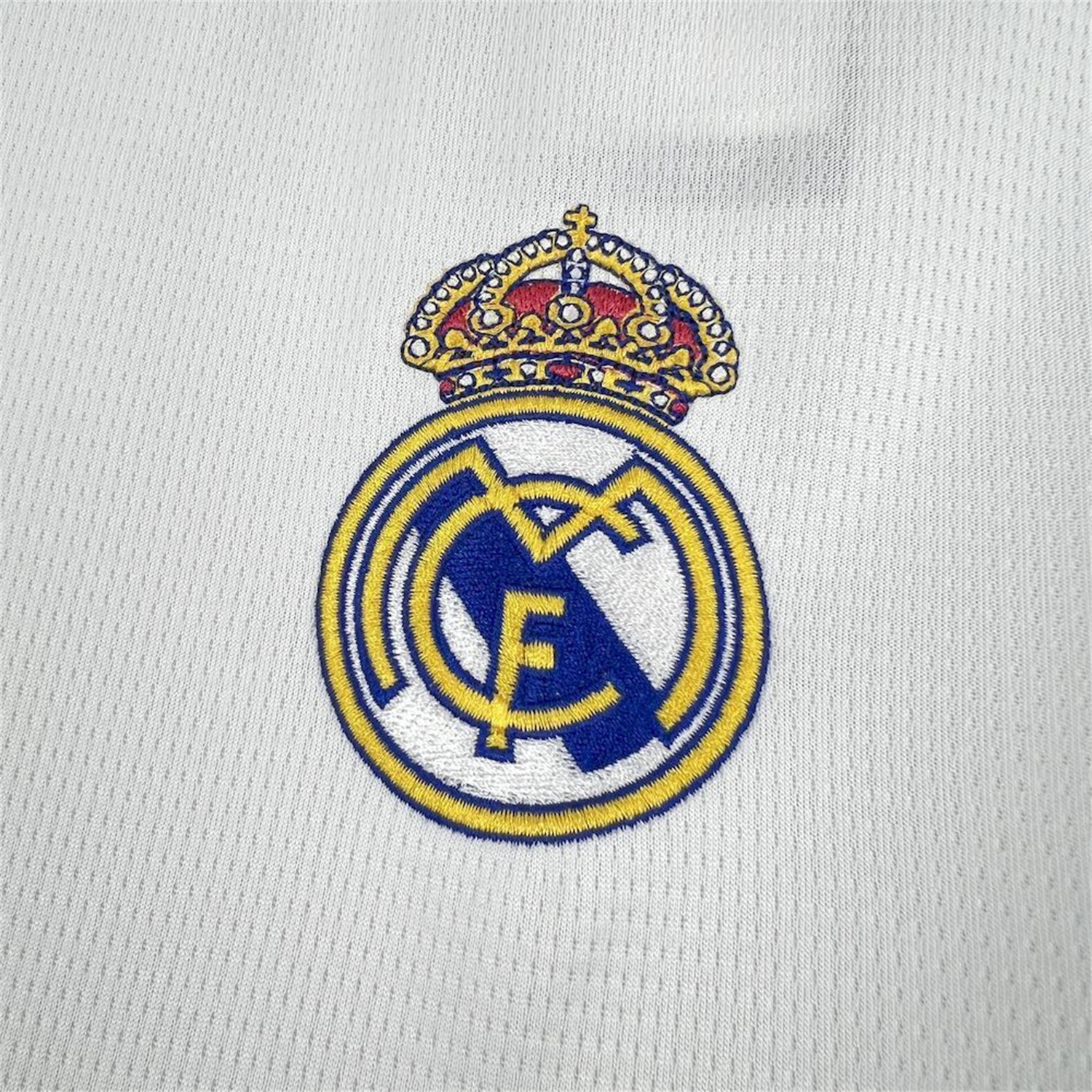 Unitedfootballkit.com | Real Madrid 26-27 Home Jersey - Fans Version -Customize Name, Number and Patch | Worldwide Shipping