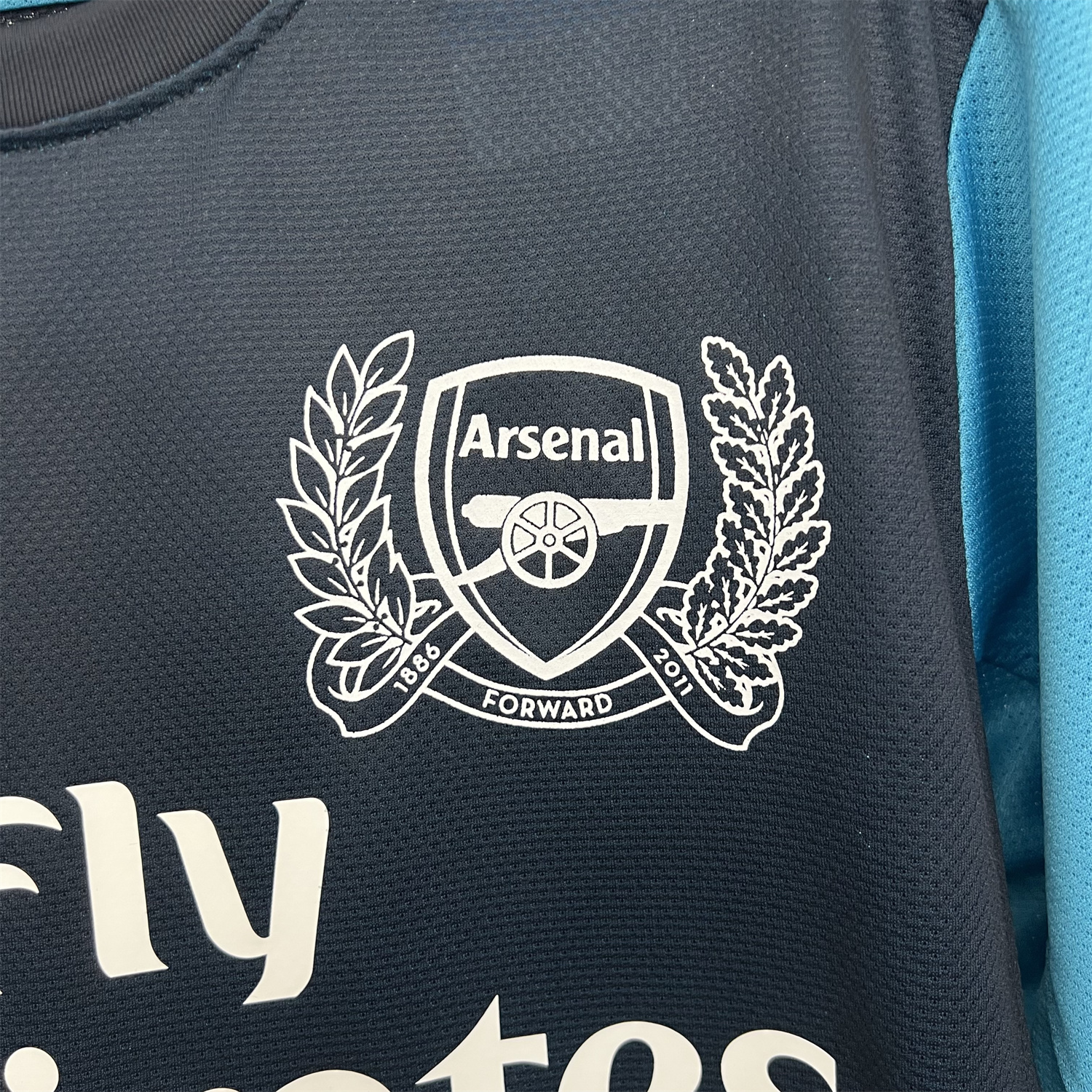 foot-Retro Arsenal 2011-12 Away Jersey