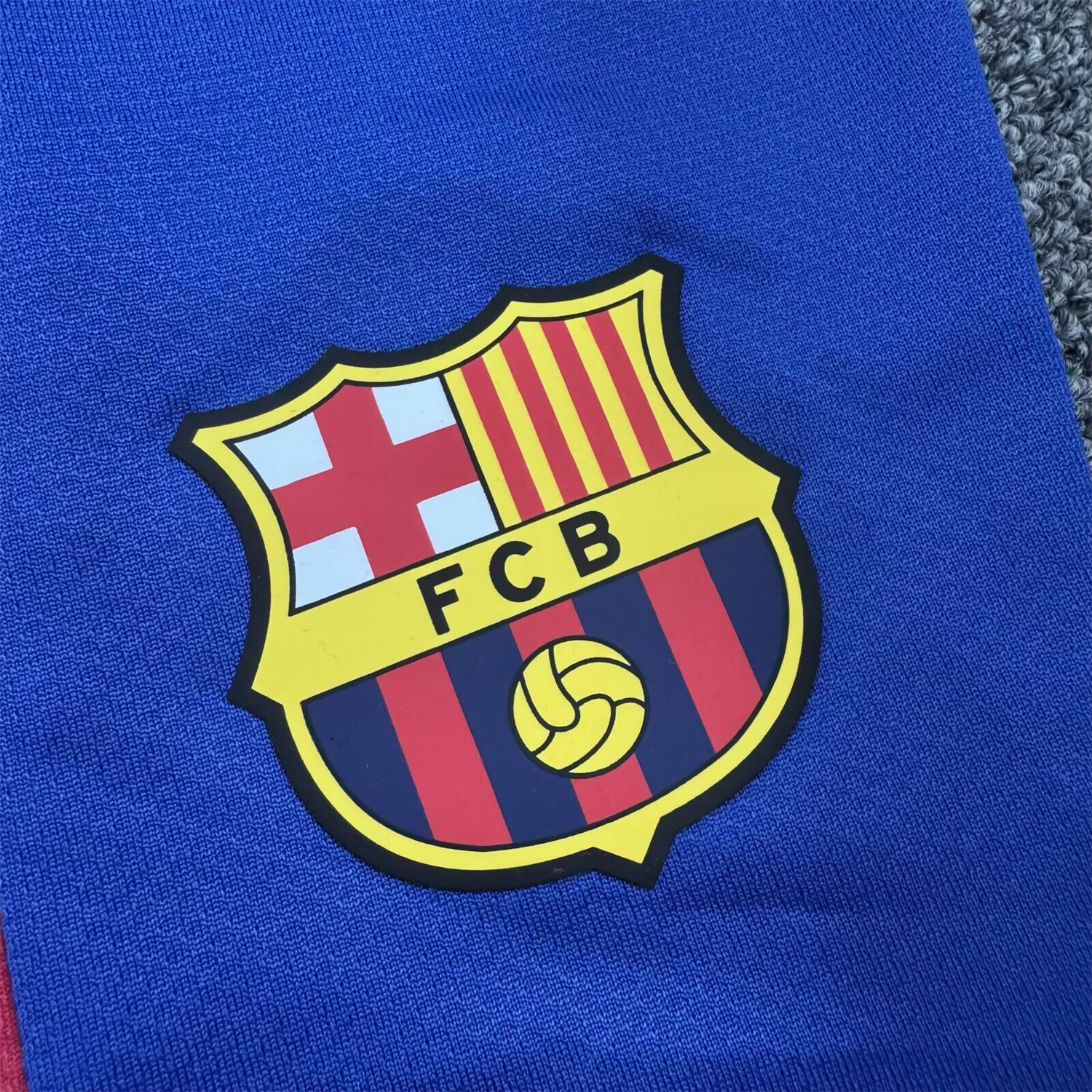 foot-Retro Barcelona 2011-12 Home Kids Kit