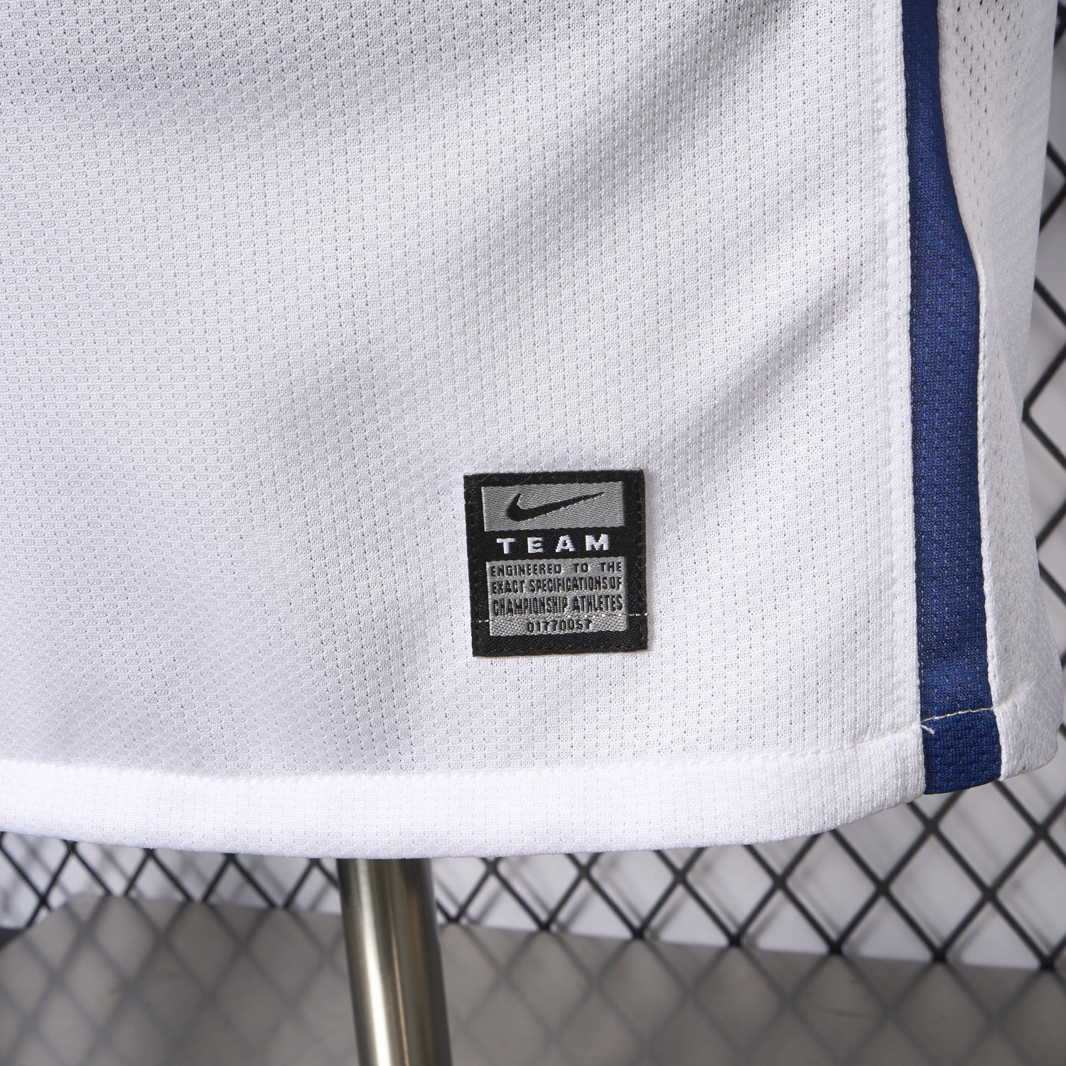 foot-Retro Manchester United 2008-09 Away Long Sleeve Jersey - Player Version