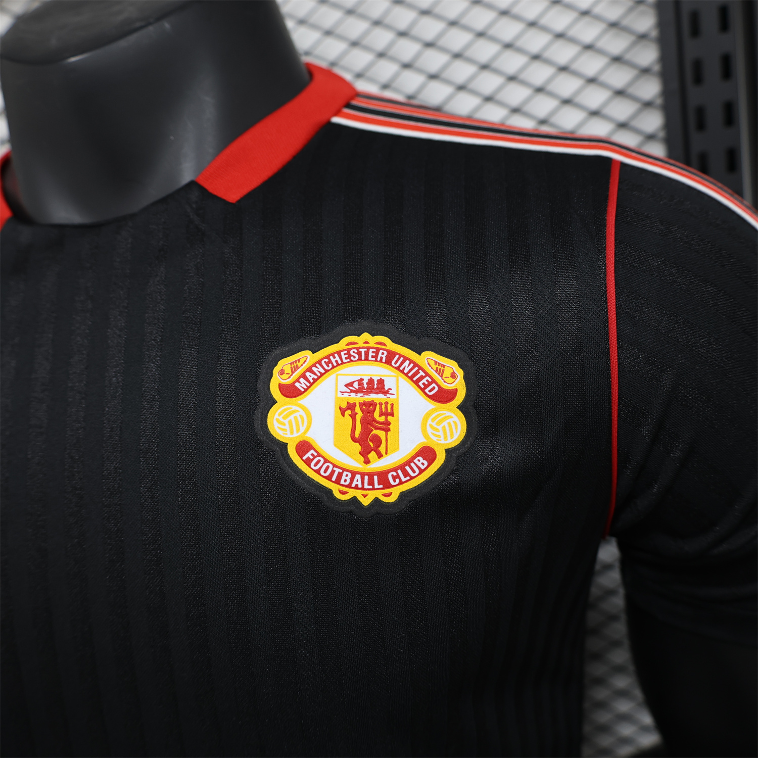 foot-Manchester United 24-25 Black Icon Retro Jersey - Player Version