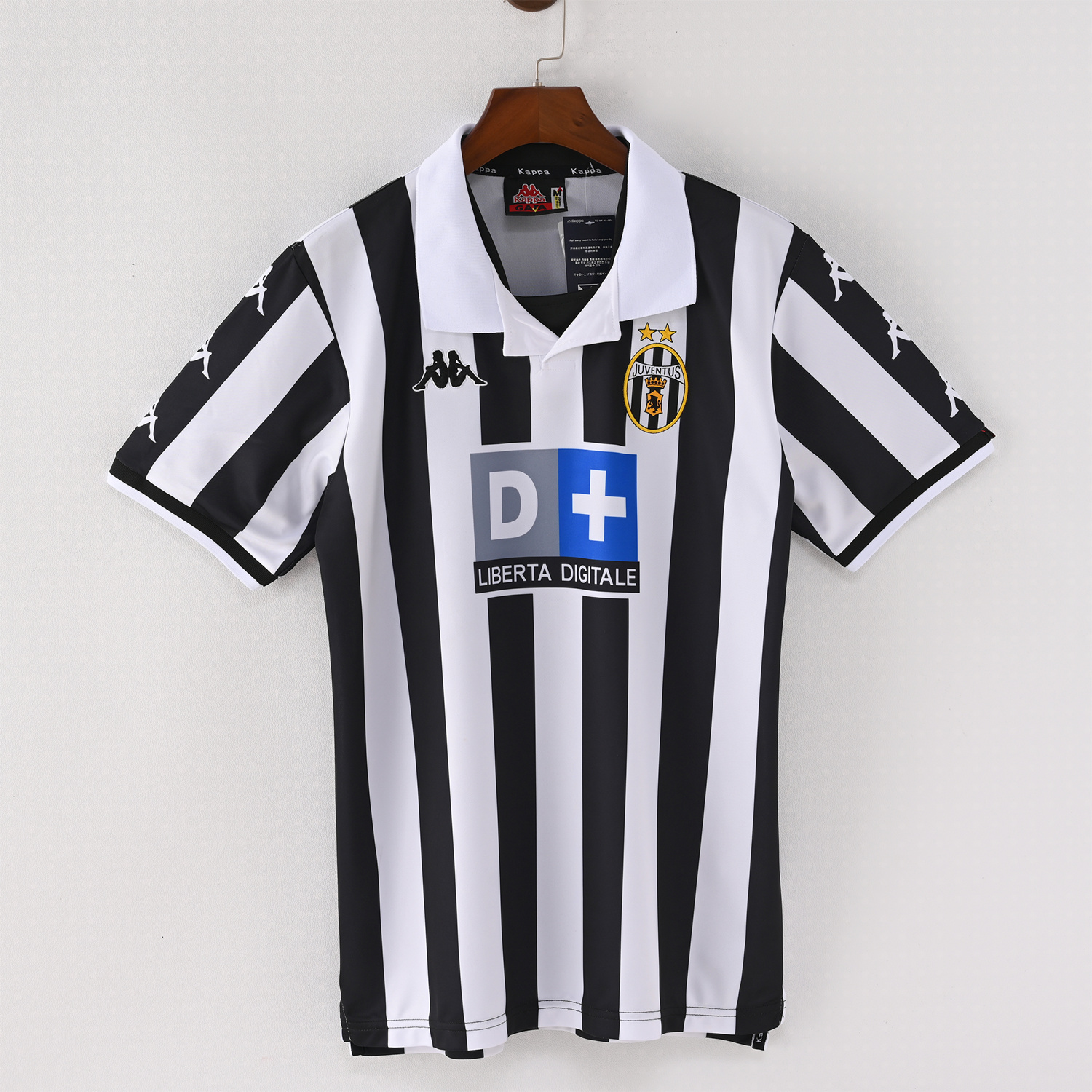 foot-Retro Juventus 1999-00 Home Jersey