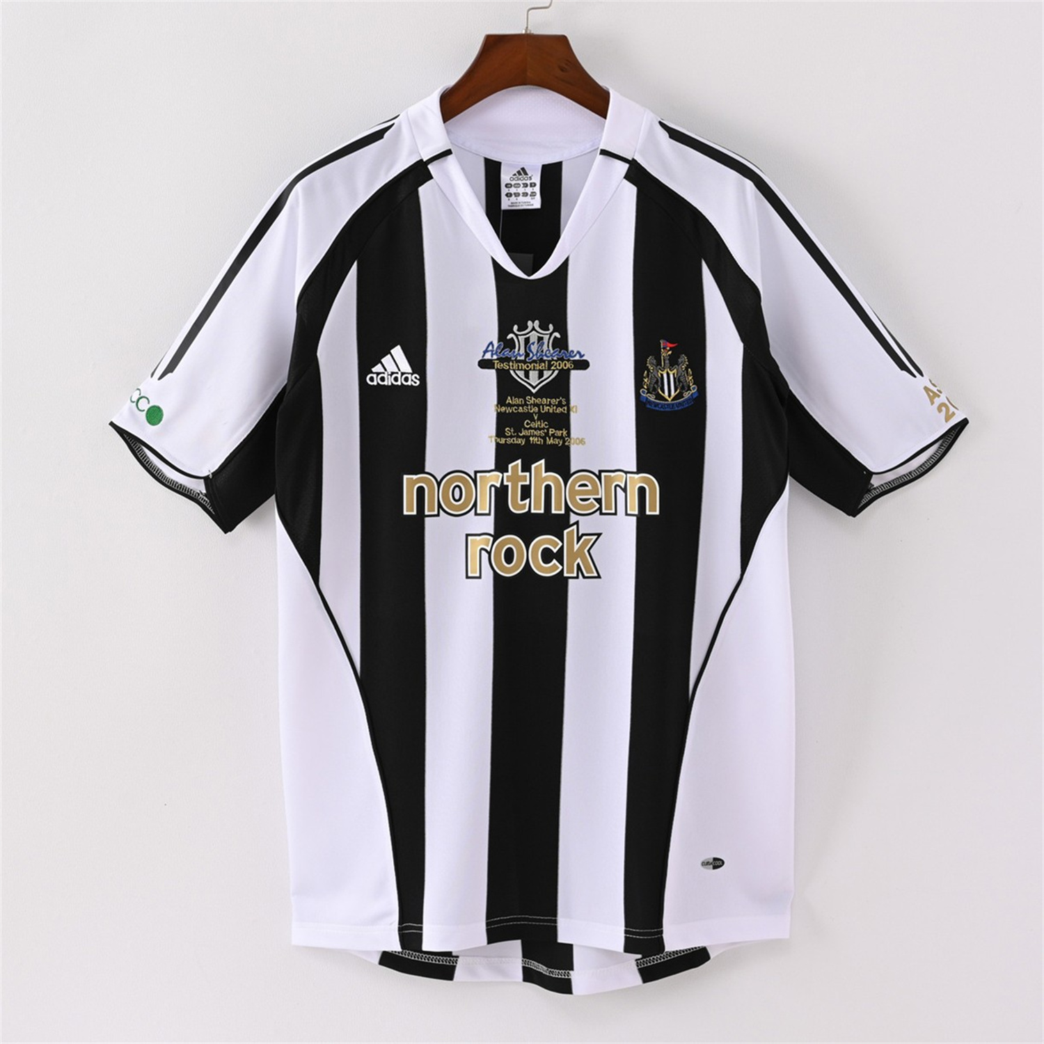 foot-Retro Newcastle United 2006 Alan Shearer Testimonial Home Jersey