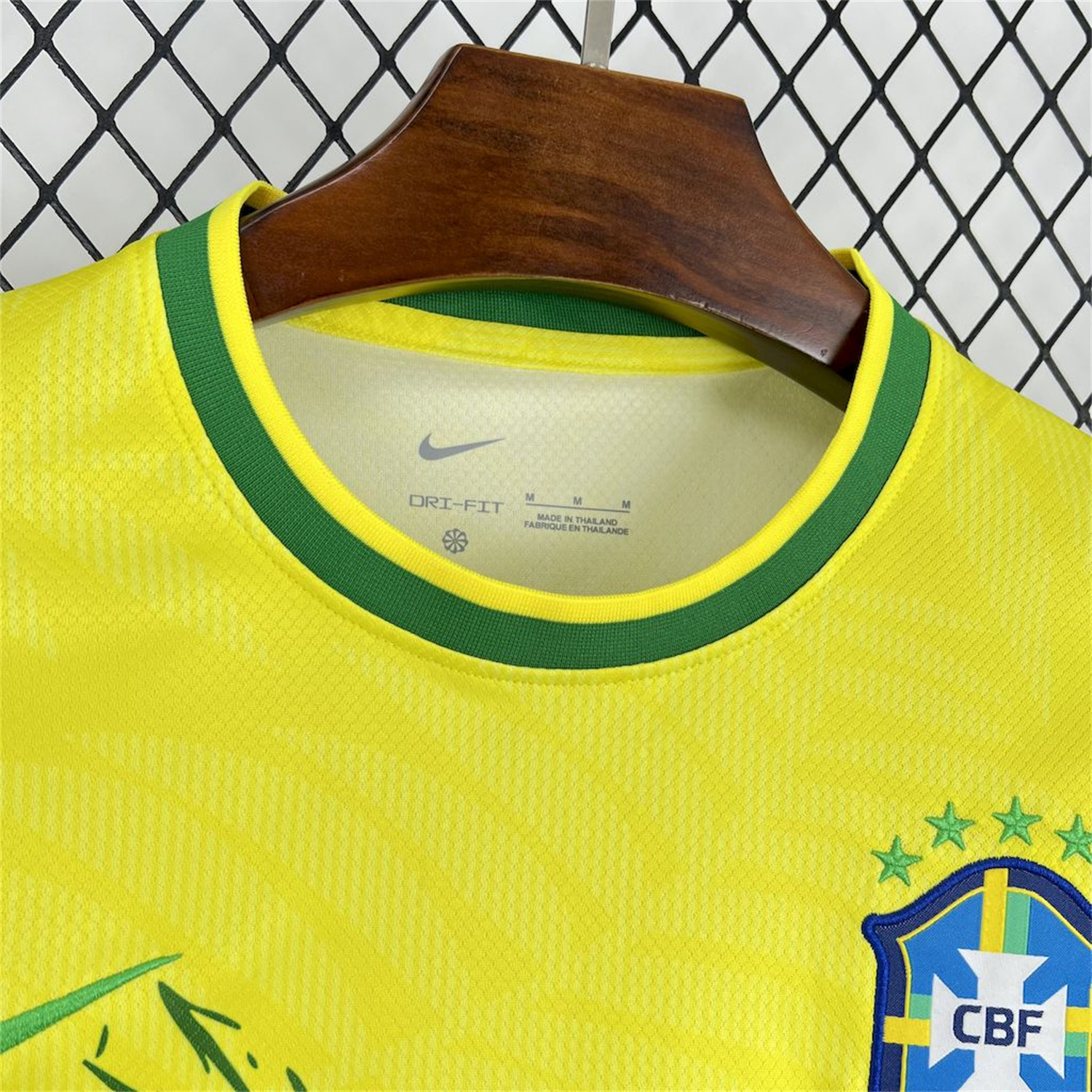 foot-Brazil 25-26 Green Dove Yellow Jersey - Fans Version