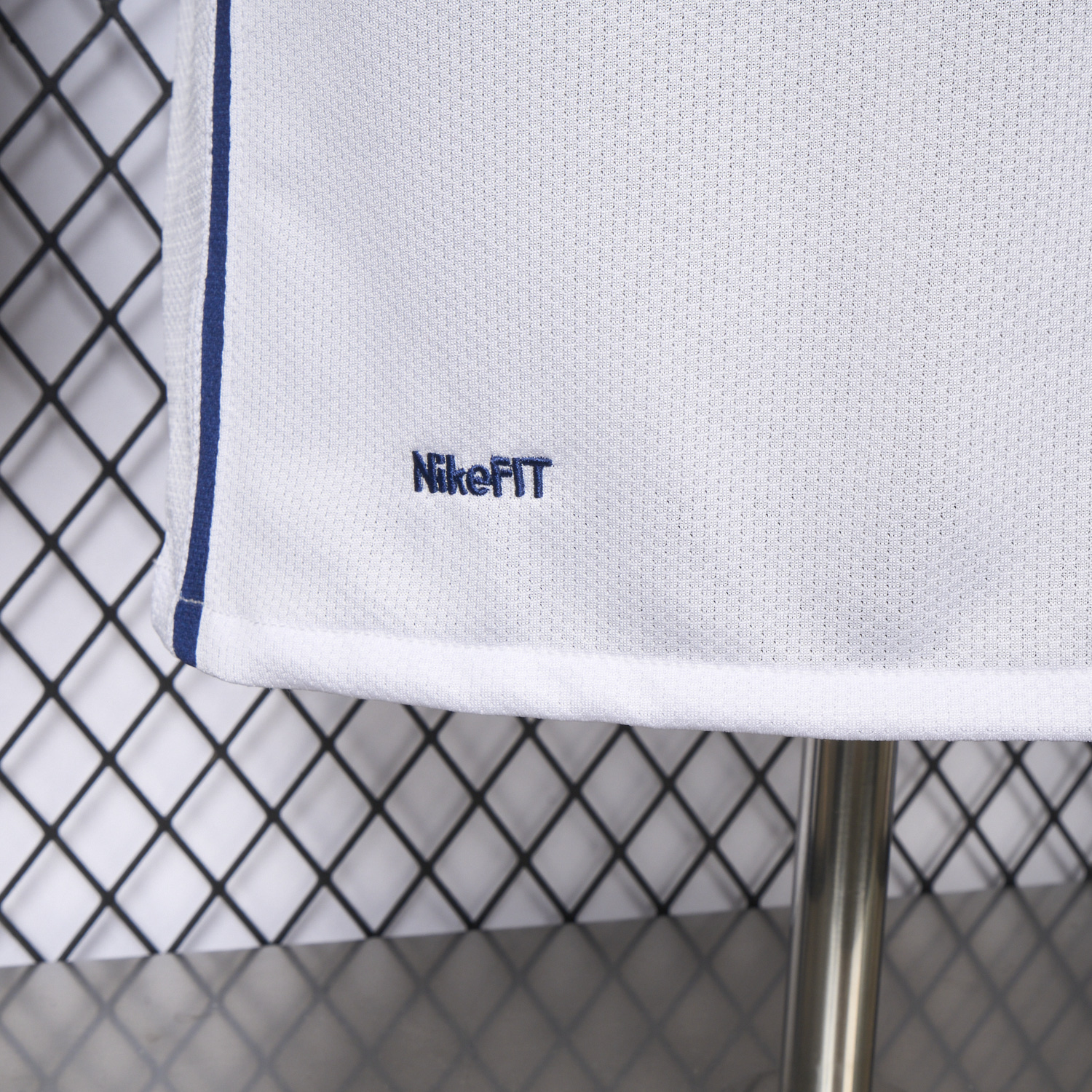 foot-Retro Manchester United 2008-09 Away Jersey - Player Version