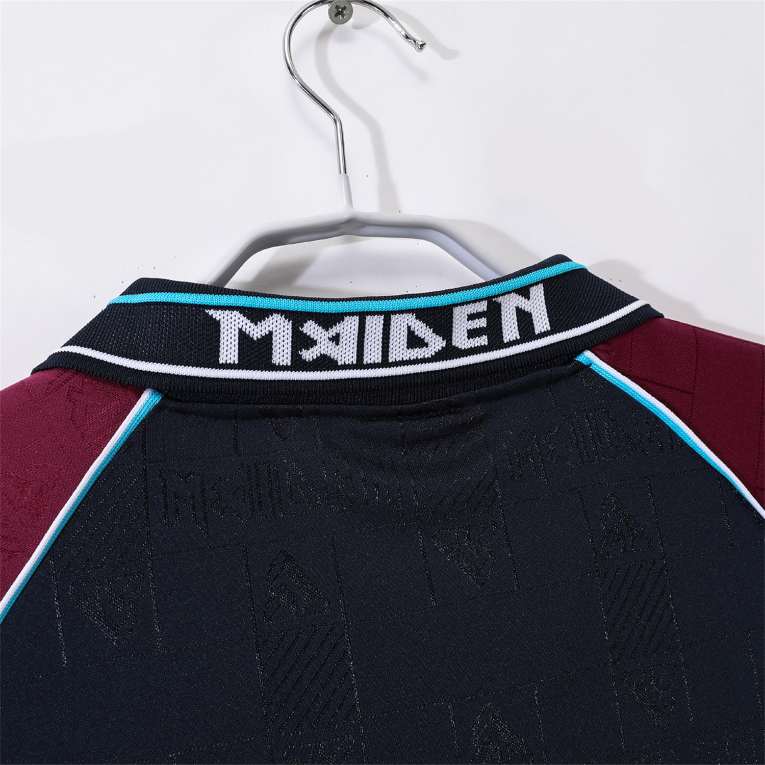 foot-Retro West Ham United 1999 Iron Maiden Home Jersey
