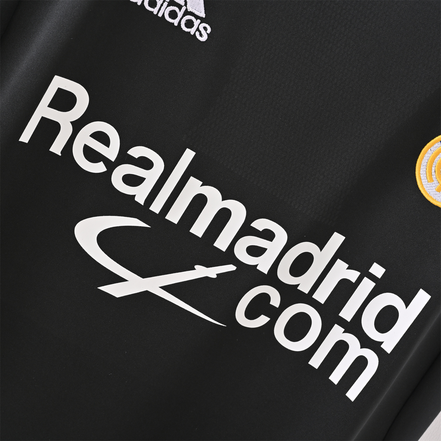 foot-Retro Real Madrid 2001-02 Away Jersey