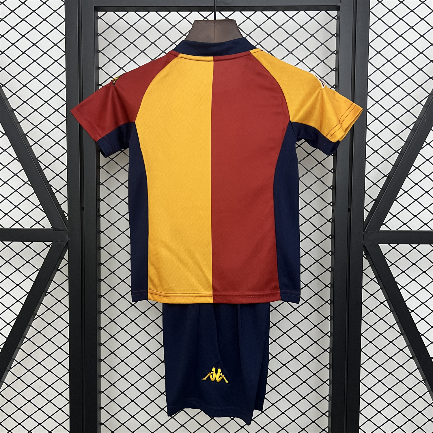 foot-Retro Roma 2001-02 Home Kids Kit