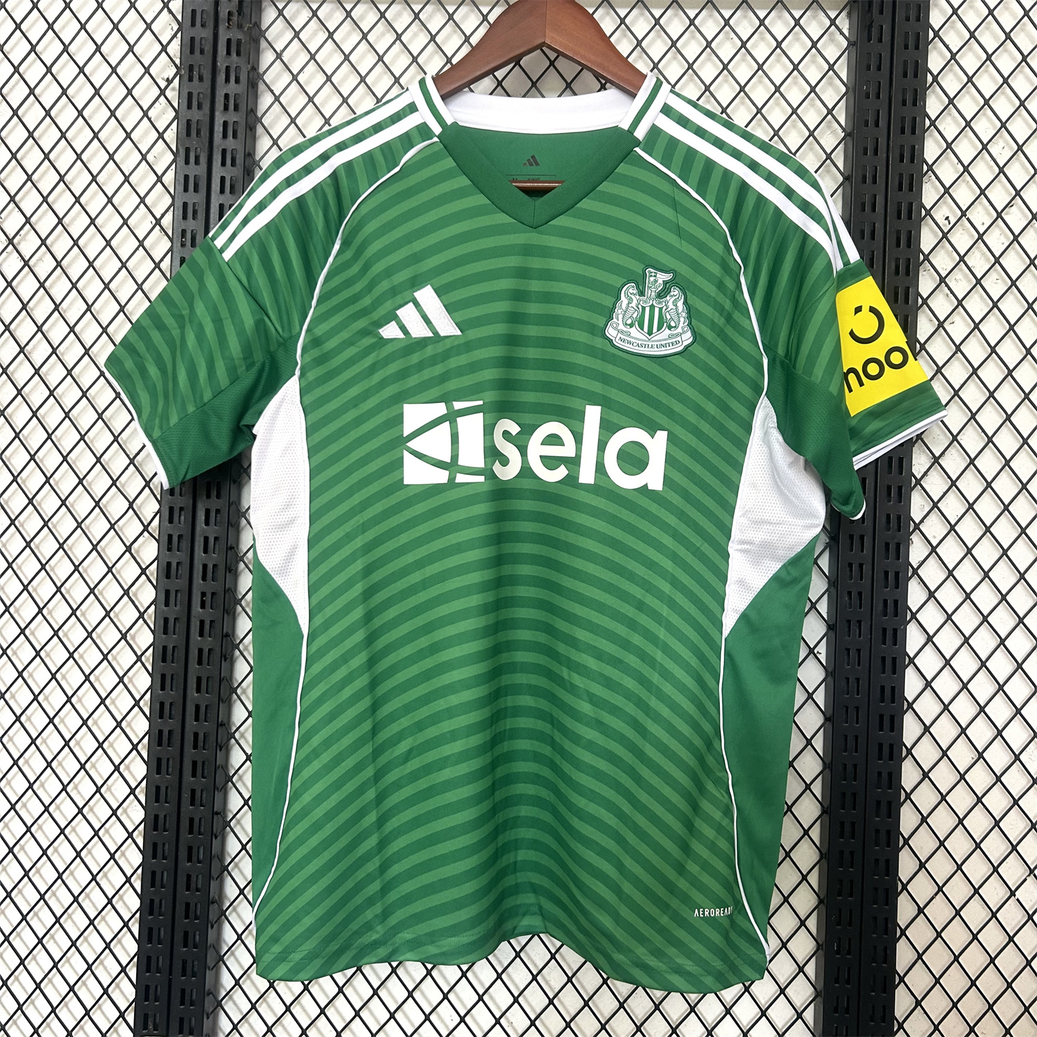 foot-Newcastle United 25-26 Away Jersey - Fans Version