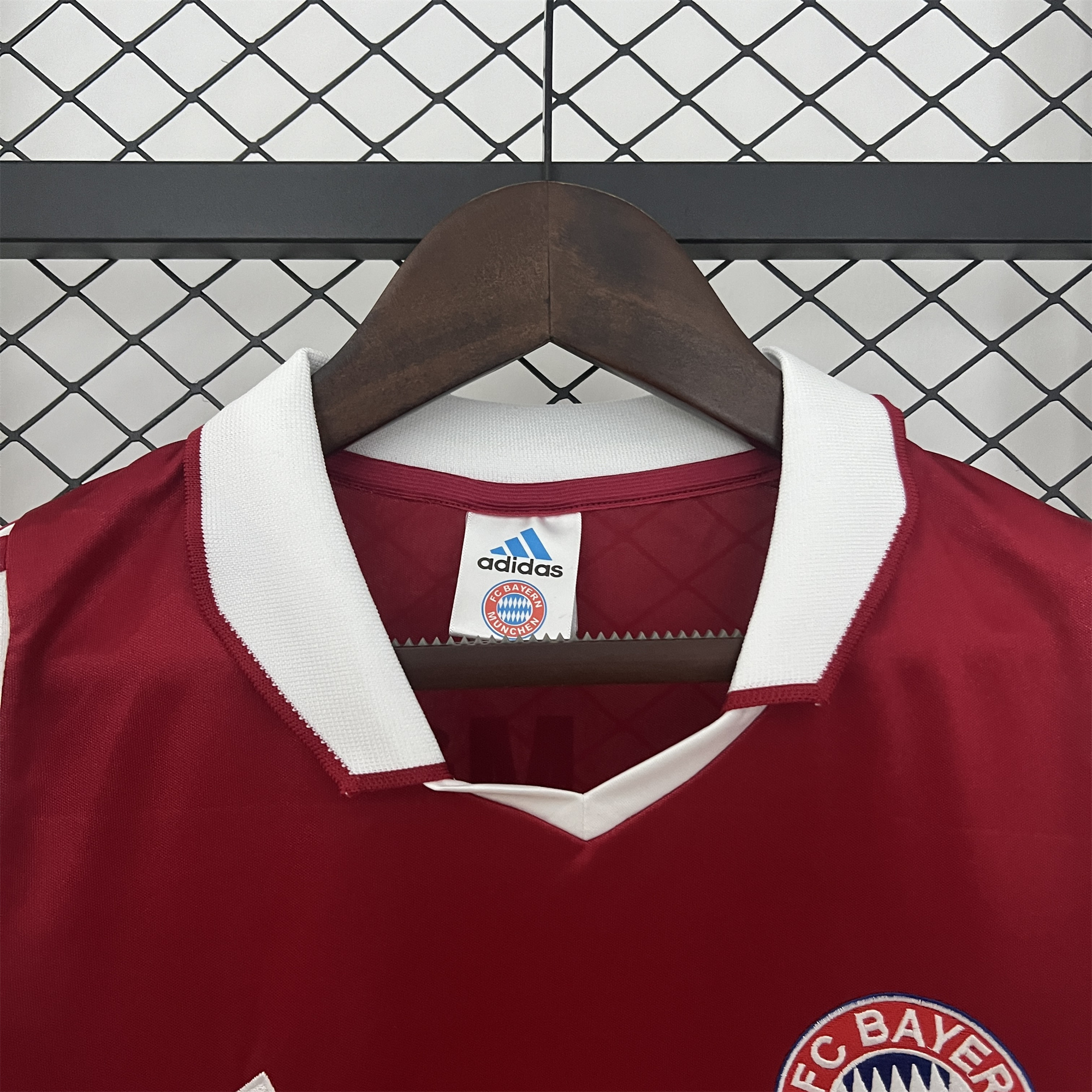 unitedfutballjersey-Retro Bayern Munich 2003-04 Home Jersey