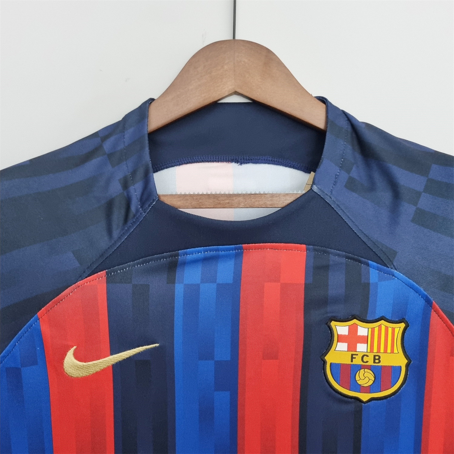 foot-Retro Barcelona 22-23 Home Jersey