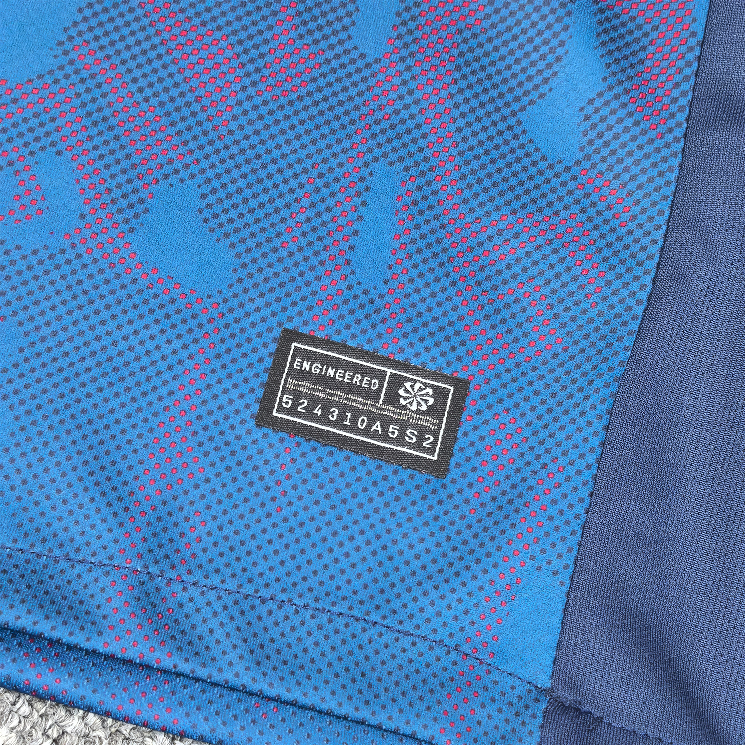 foot-Barcelona 25-26 Deep Blue Training Jersey with Red and Blue Tree Pattern - Fans Version