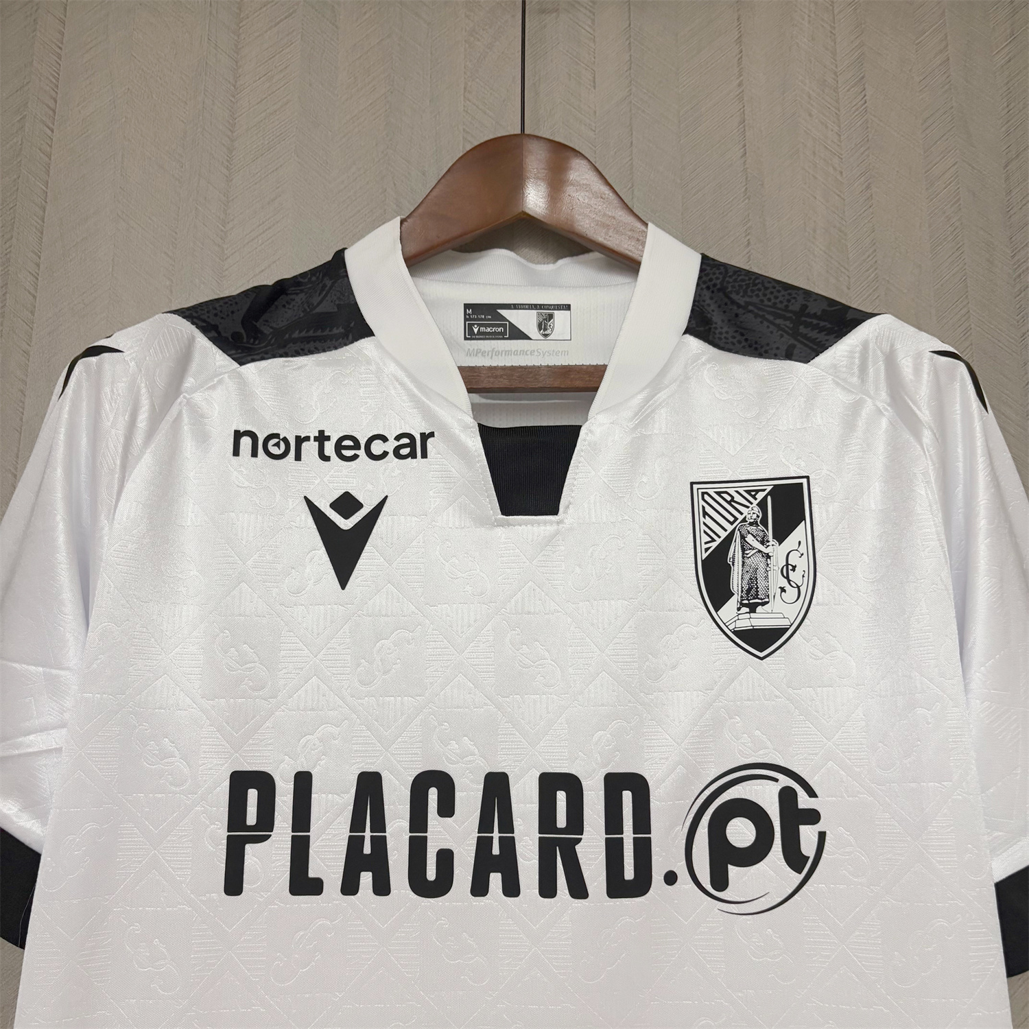 foot-Guimaraes 25-26 Home Jersey - Fans Version