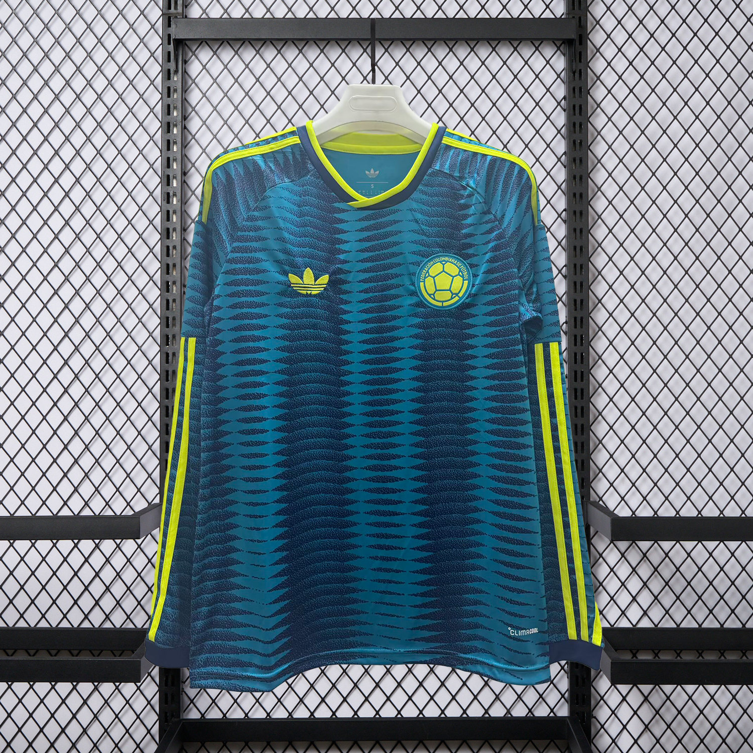 Funinjersey-Colombia 2026 Away Long Sleeves Jersey - Fans Version