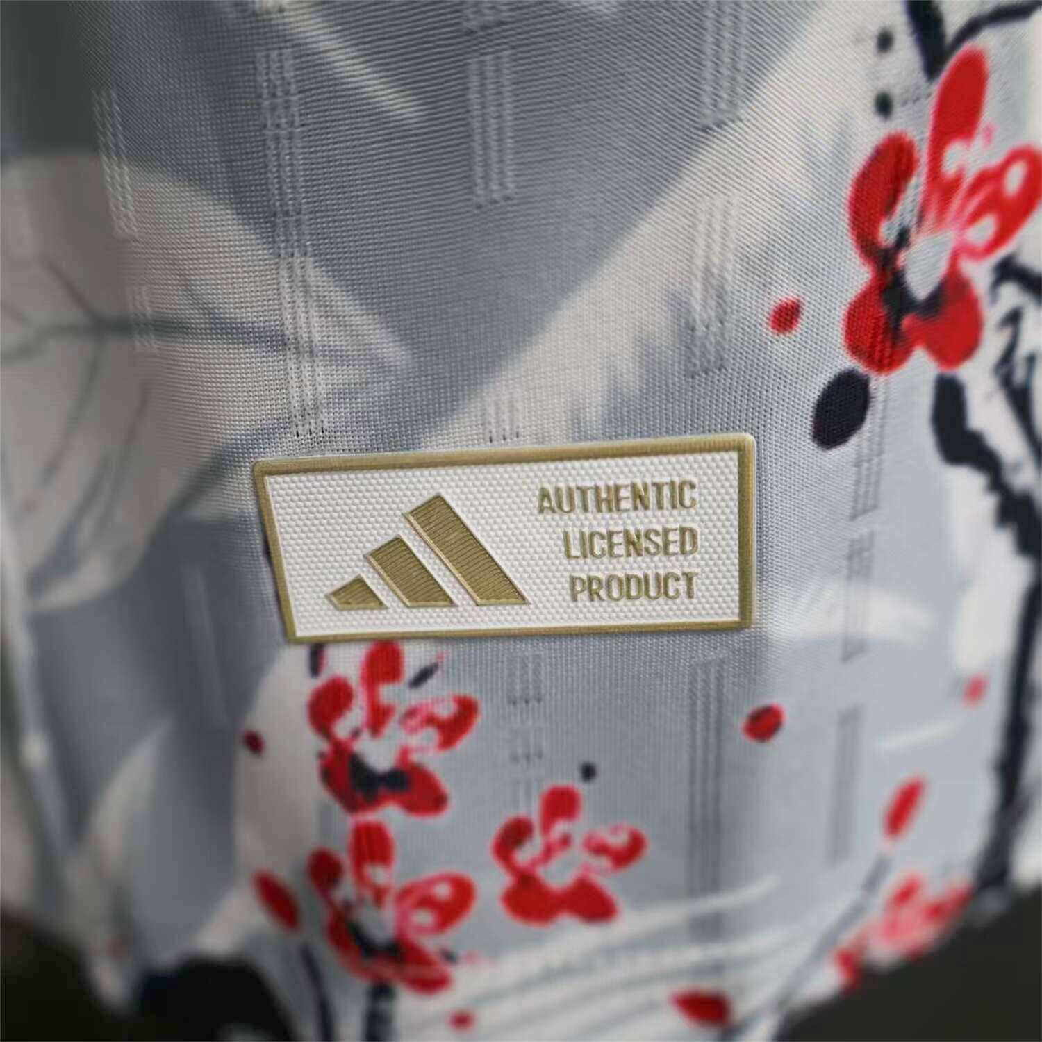 foot-Japan 25-26 Plum Blossom and Snow Fox White Jersey - Player Version