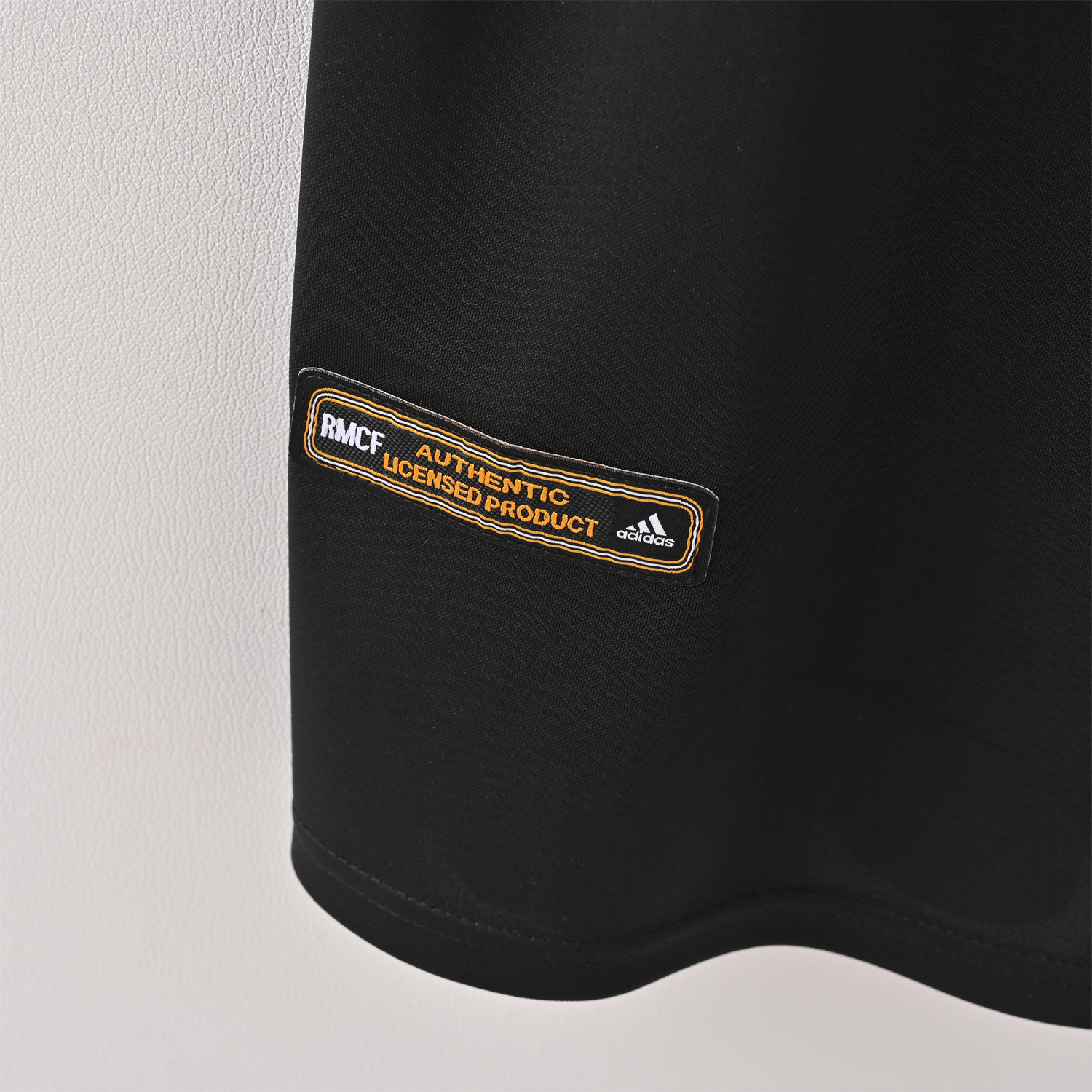 foot-Retro Real Madrid 2001-02 Away Jersey