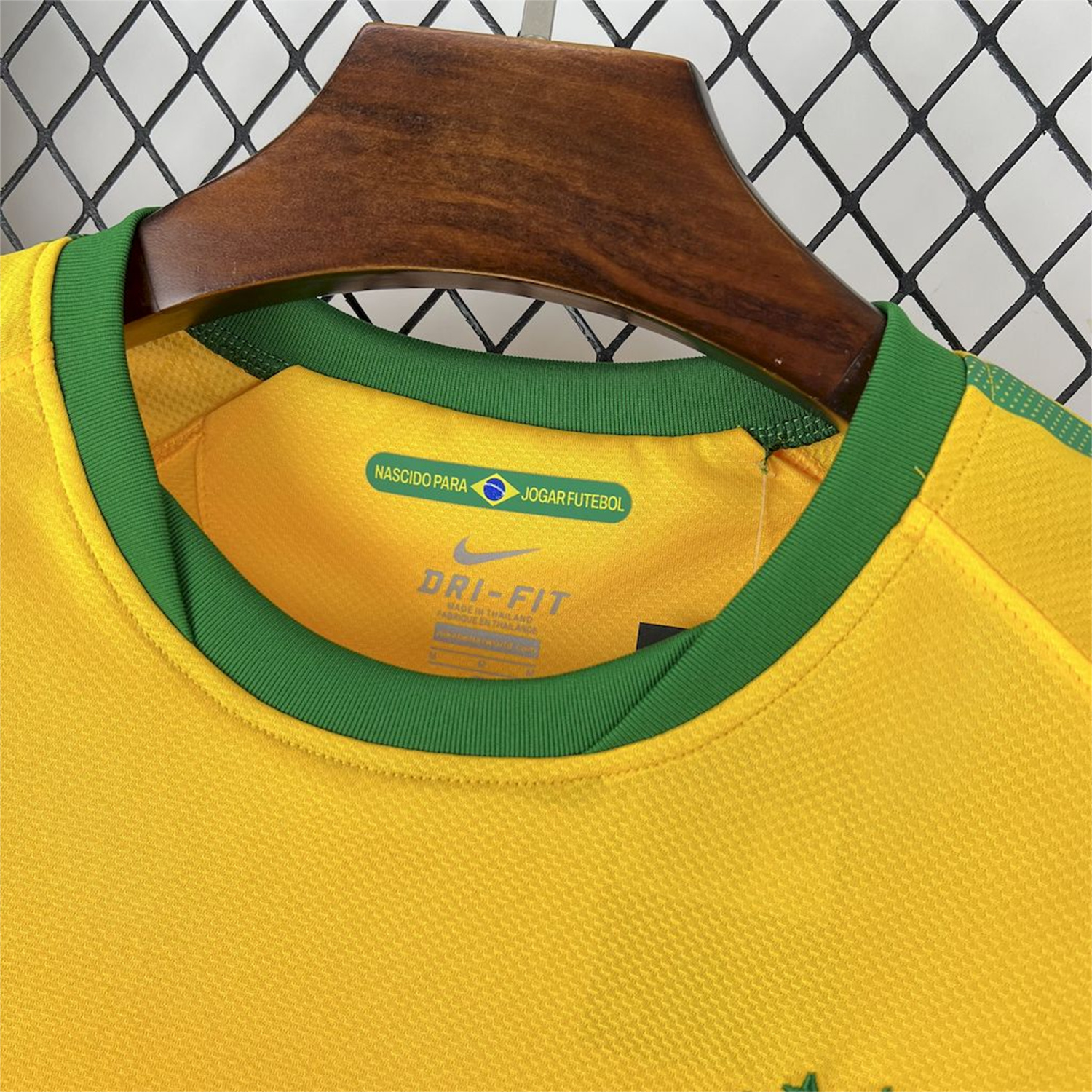 foot-Retro Brazil 2010 Home Jersey