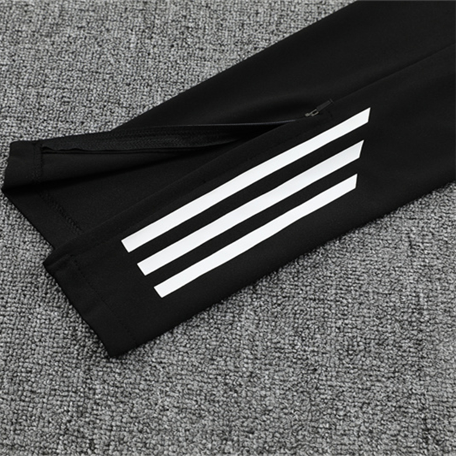 foot-Germany 25-26 Kids Long Sleeve Training Set - Black Top and Black Pants