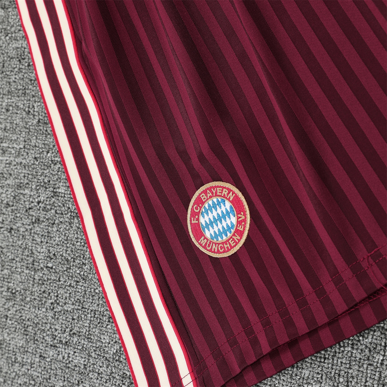 foot-Bayern Munich 25-26 Vest Training Set - Wine Red Lines Vest & Wine Red Lines Shorts