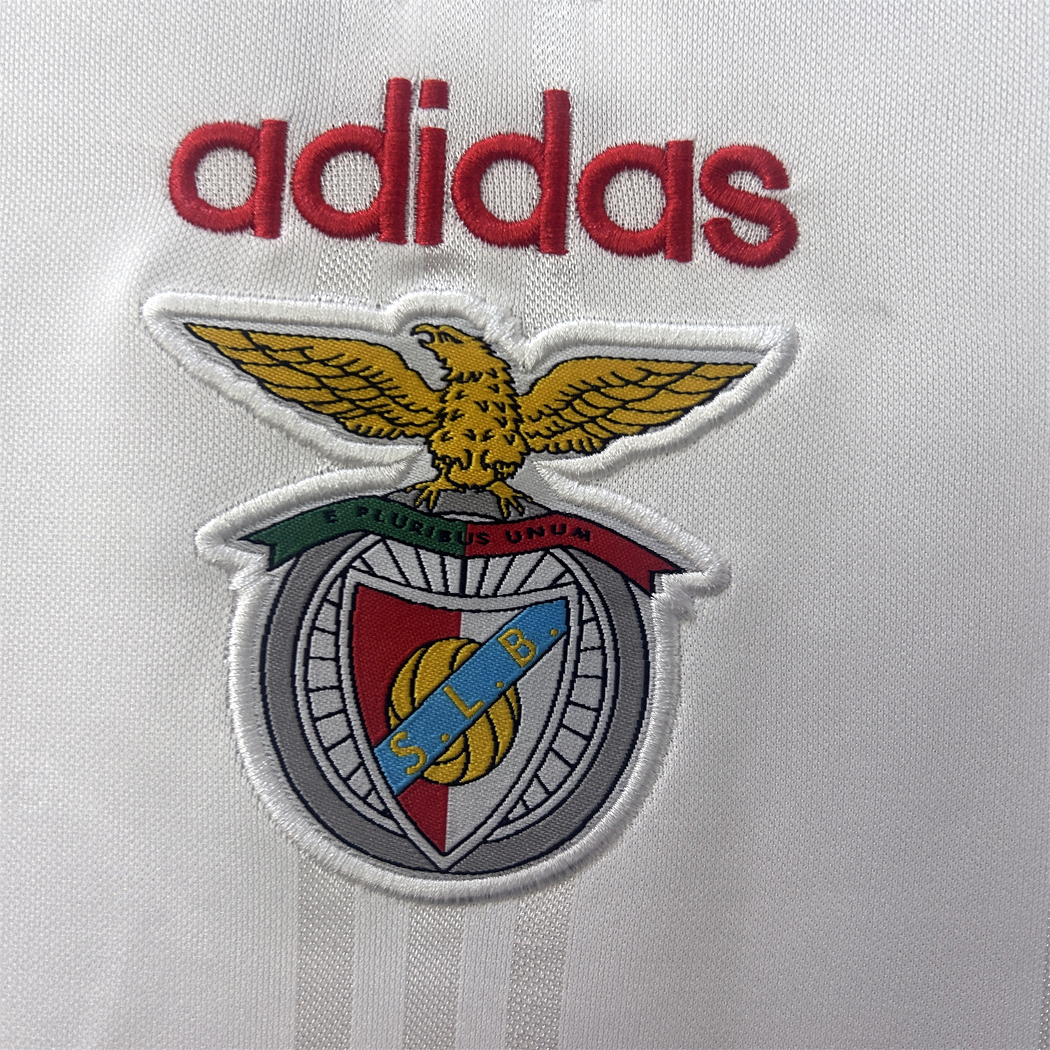 foot-Retro Benfica 1997-99 European Away Jersey