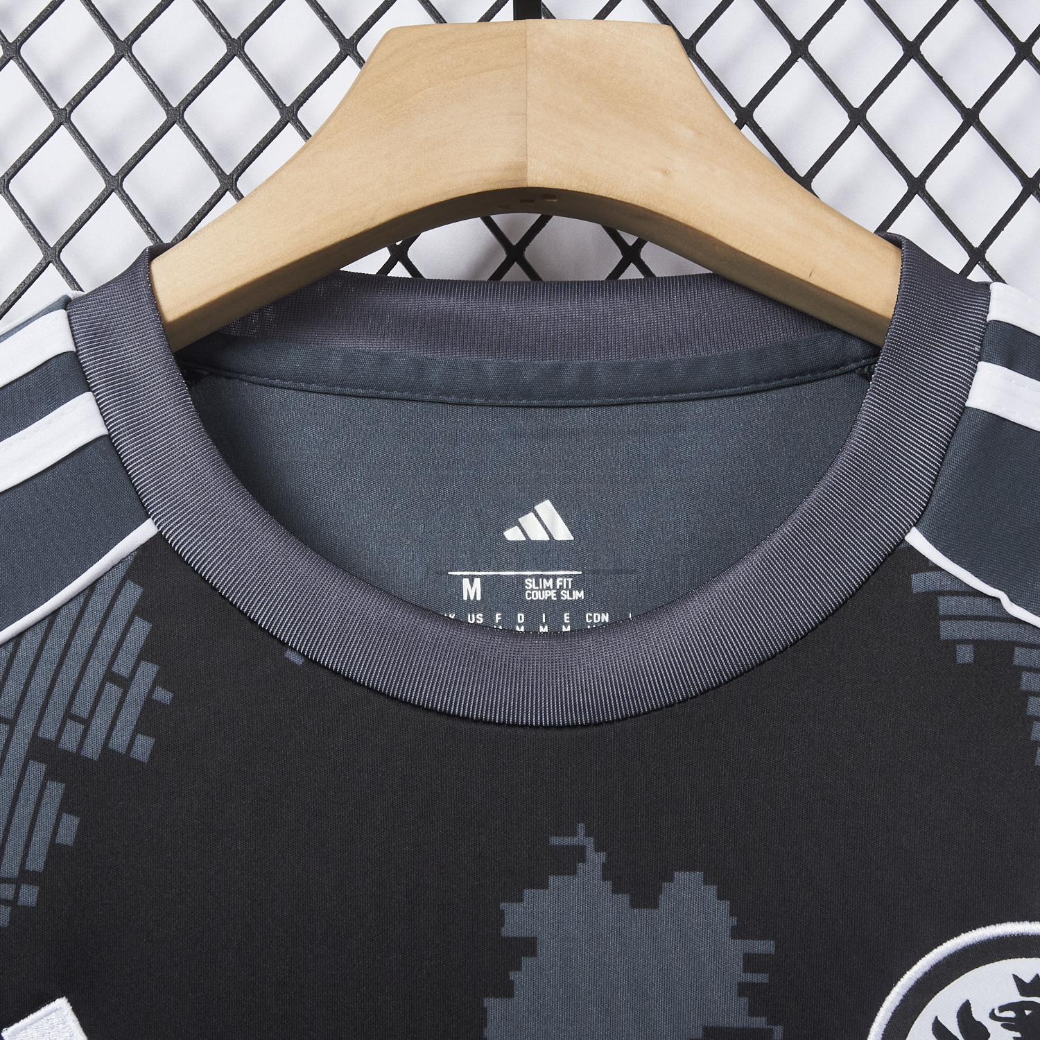 foot-Frankfurt 25-26 Third Jersey - Fans Version