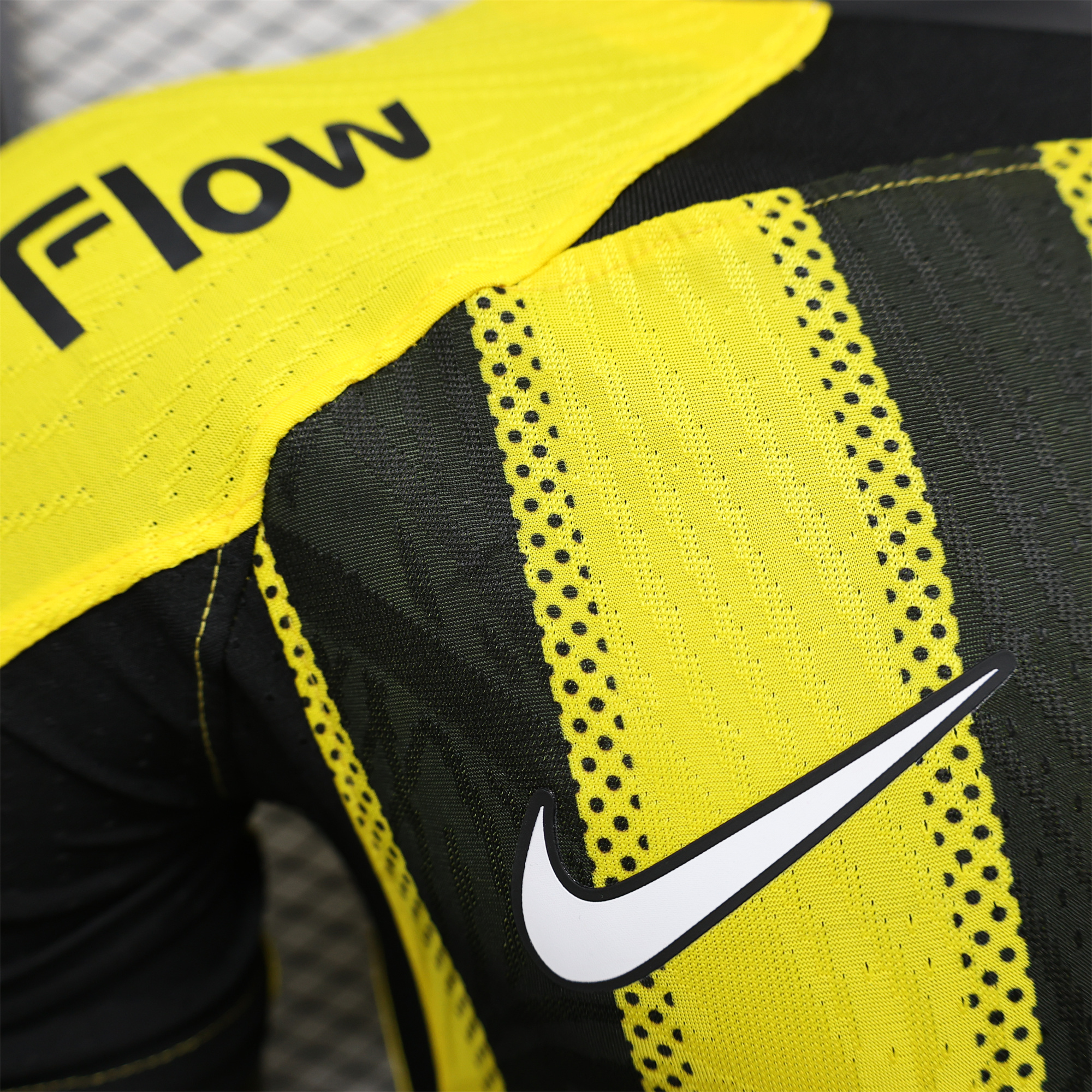 ManixJersey.com | Al Ittihad Jeddah United 24-25 Home Jersey with New Sponsers - Player Version -Customize Name, Number and Patch | Worldwide Shipping