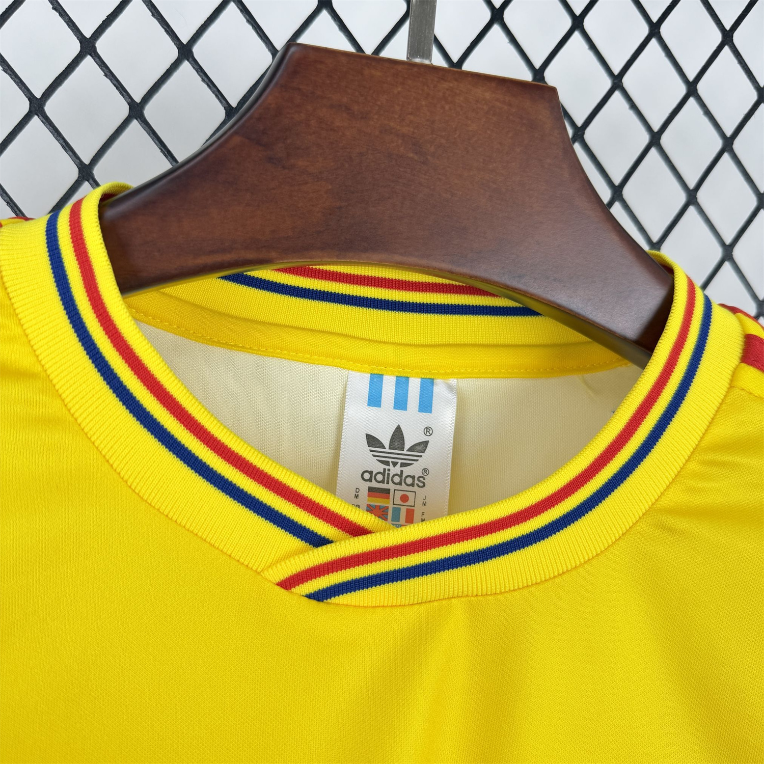 Unitedfootballkit.com | Retro Colombia 1990 Home Long Sleeves Jersey - Fans Version -Customize Name, Number and Patch | Worldwide Shipping