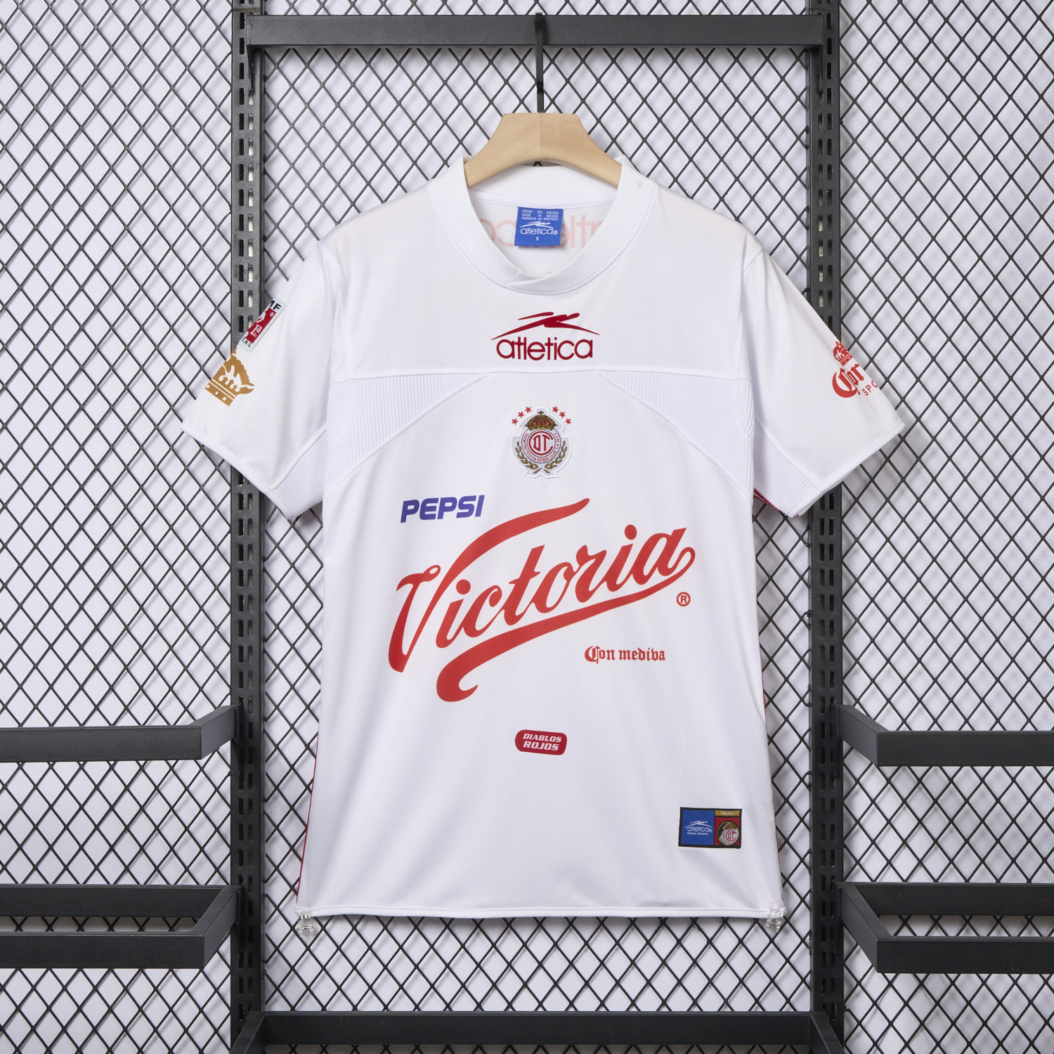 foot-Retro Toluca 2000-01 Away Jersey