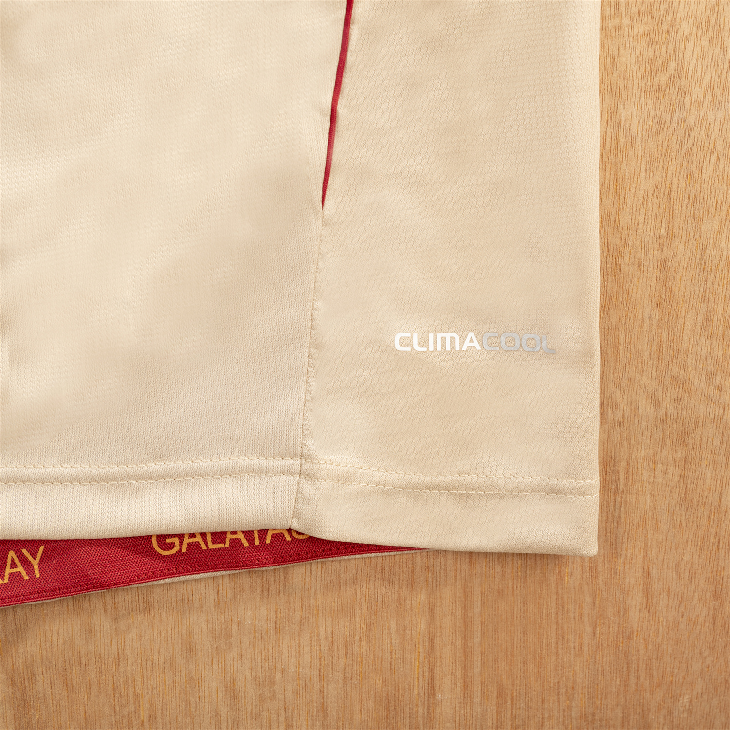 foot-Retro Galatasaray 2010-11 Away Jersey