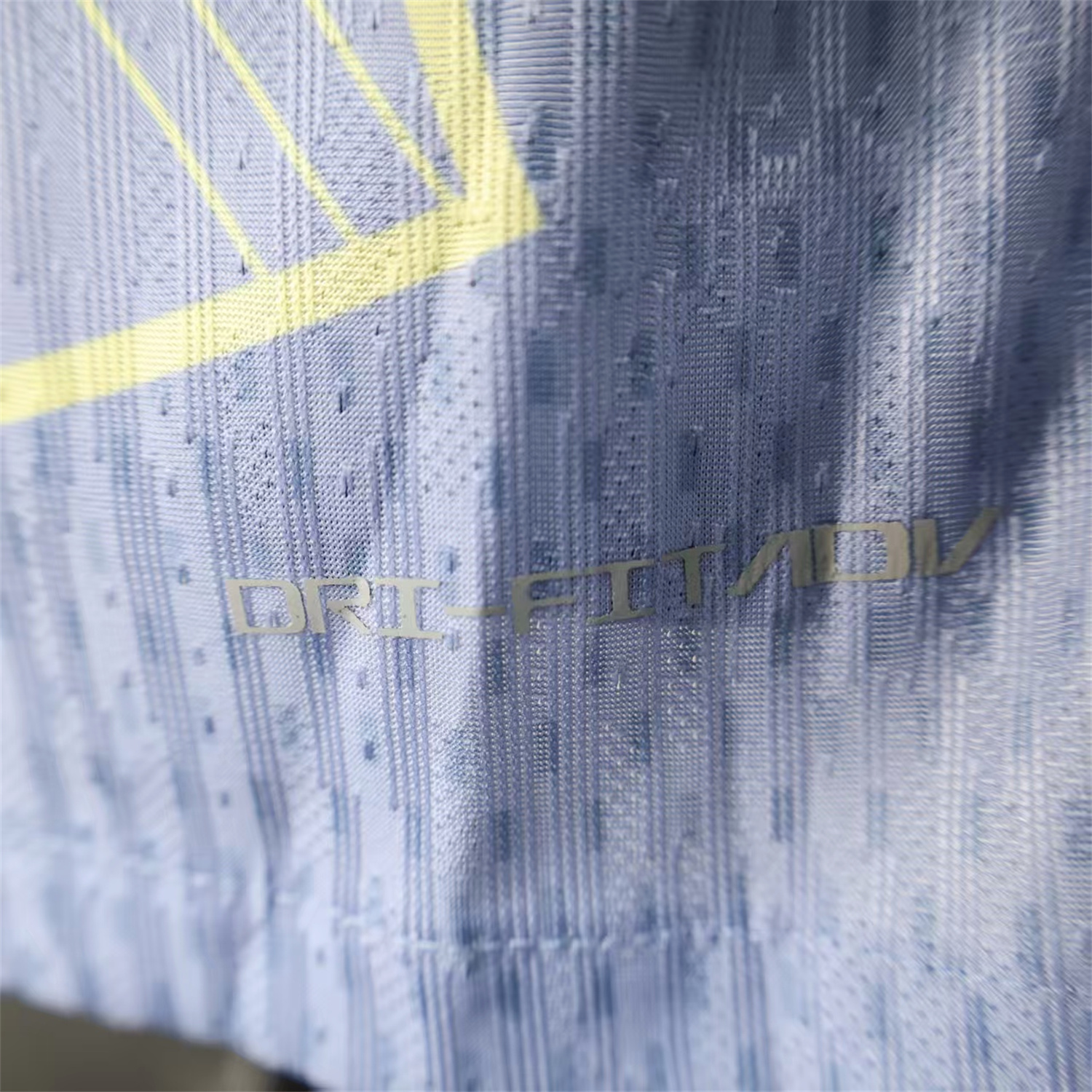 foot-Barcelona 25-26 T90 Blue and White Gradient and Yellow Lines Special Jersey - Player Version