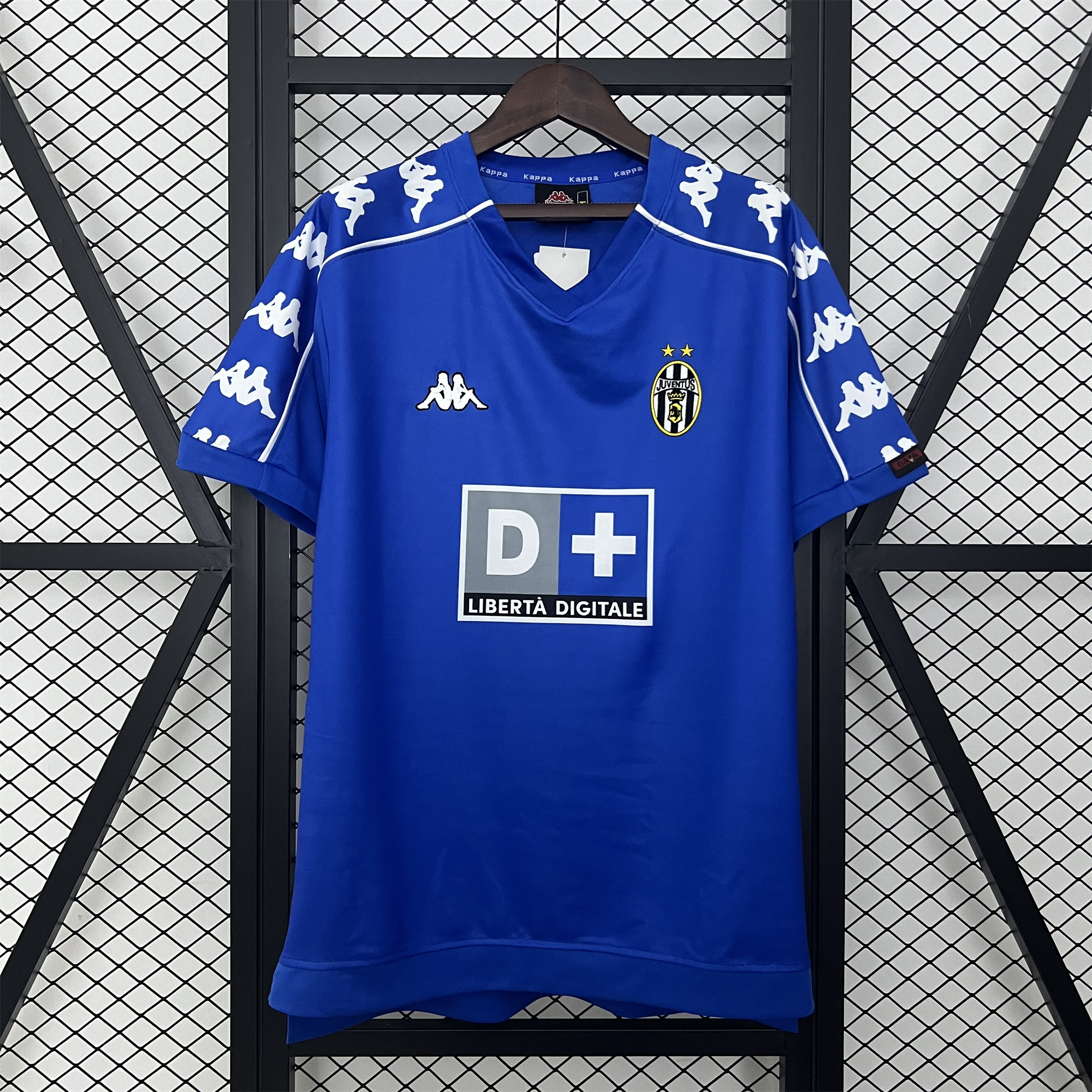 ManixJersey.com | Retro Juventus 1999-00 Away Jersey -Customize Name, Number and Patch | Worldwide Shipping