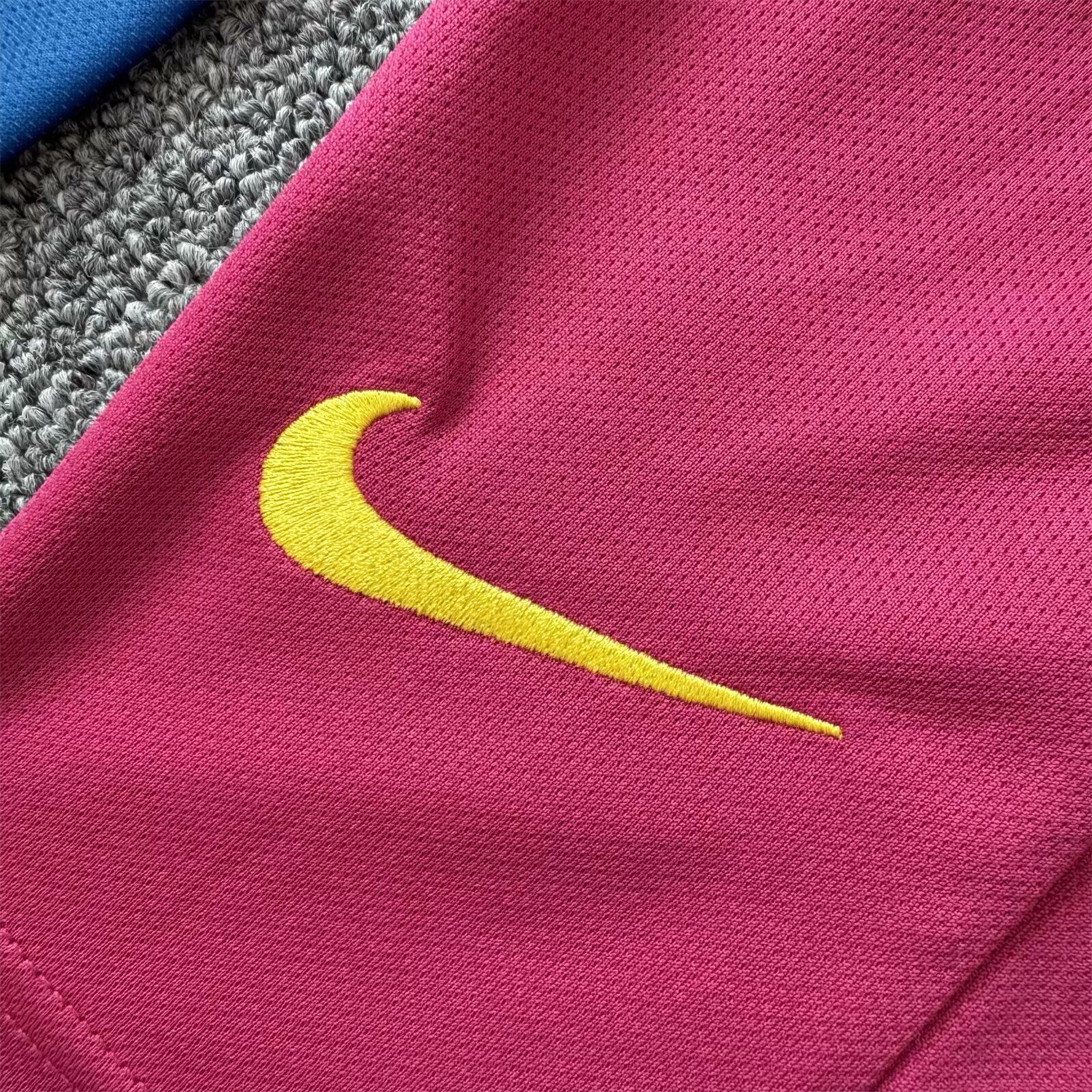 foot-Retro Barcelona 06-07 Home Long Sleeve Kids Kit