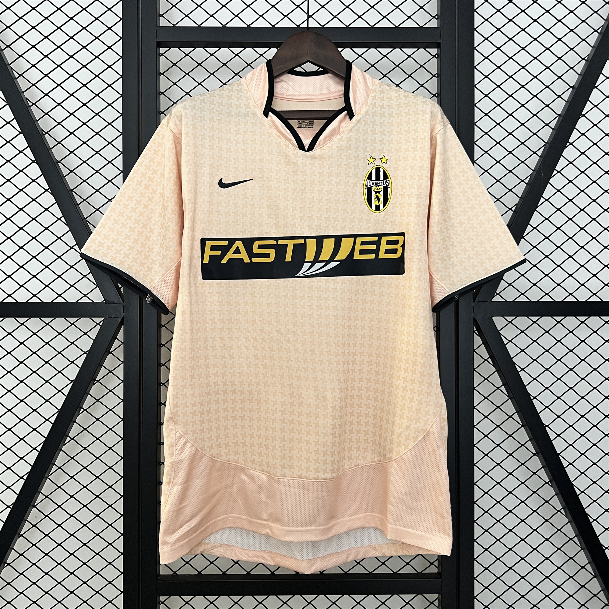 ManixJersey.com | Retro Juventus 2003-04 Away Jersey -Customize Name, Number and Patch | Worldwide Shipping
