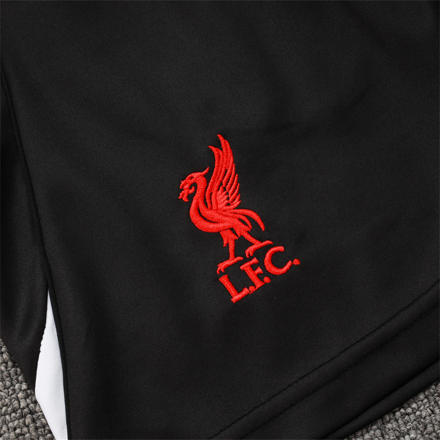 foot-Liver.pool 25-26 Vest Training Set - Black Vest & Black Shorts