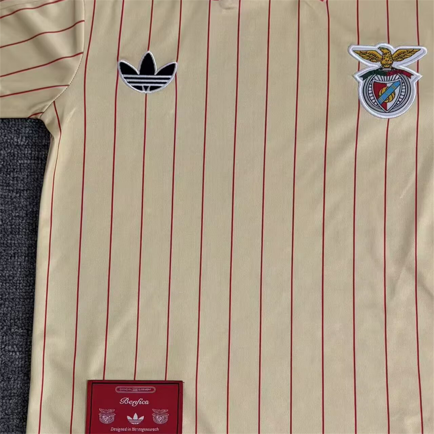 foot-Benfica 25-26 Icon Range Travel Yellow Special Edition Kids Kit