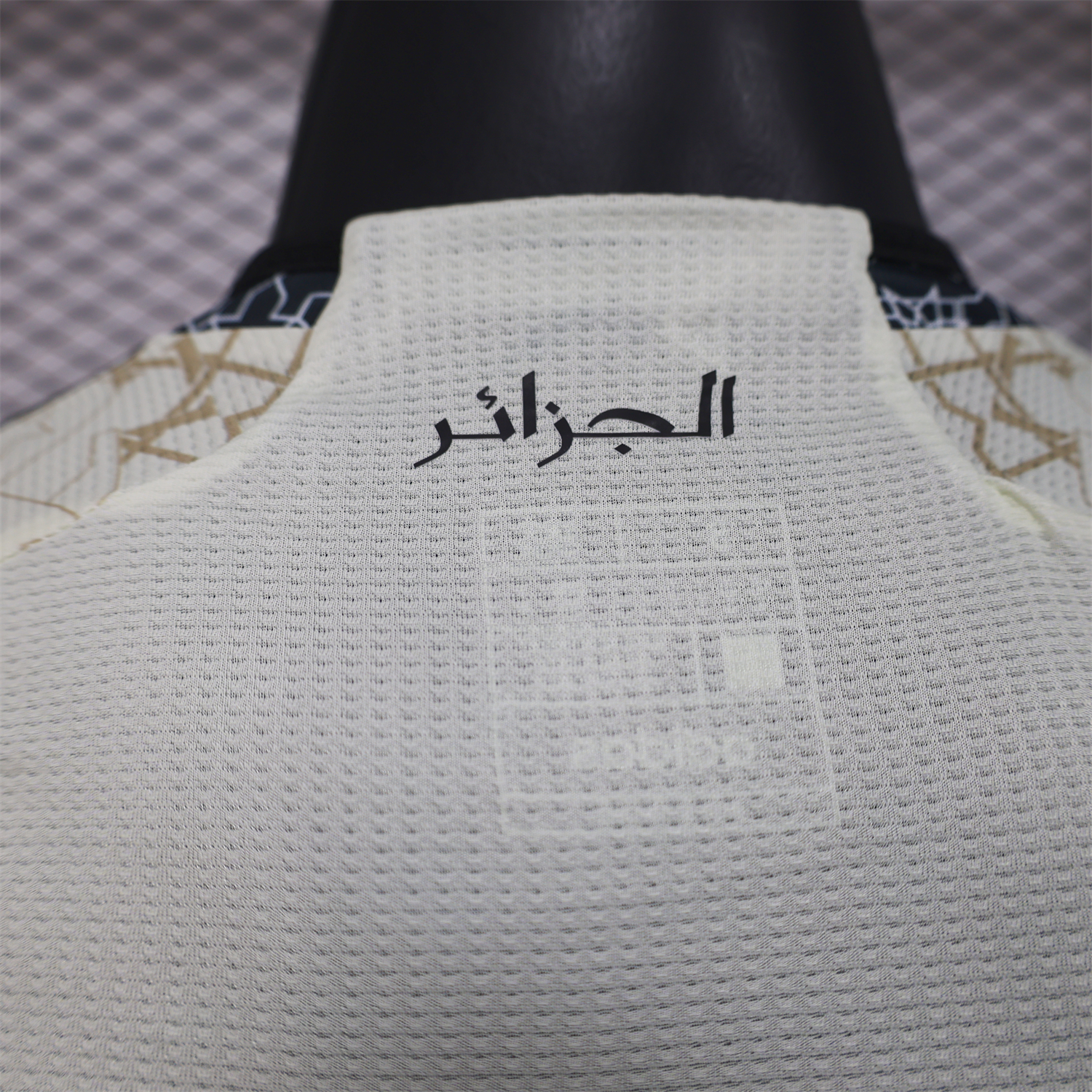 foot-Algeria 25-26 Light Yellow with Black Classical Pattern Jersey - Player Version