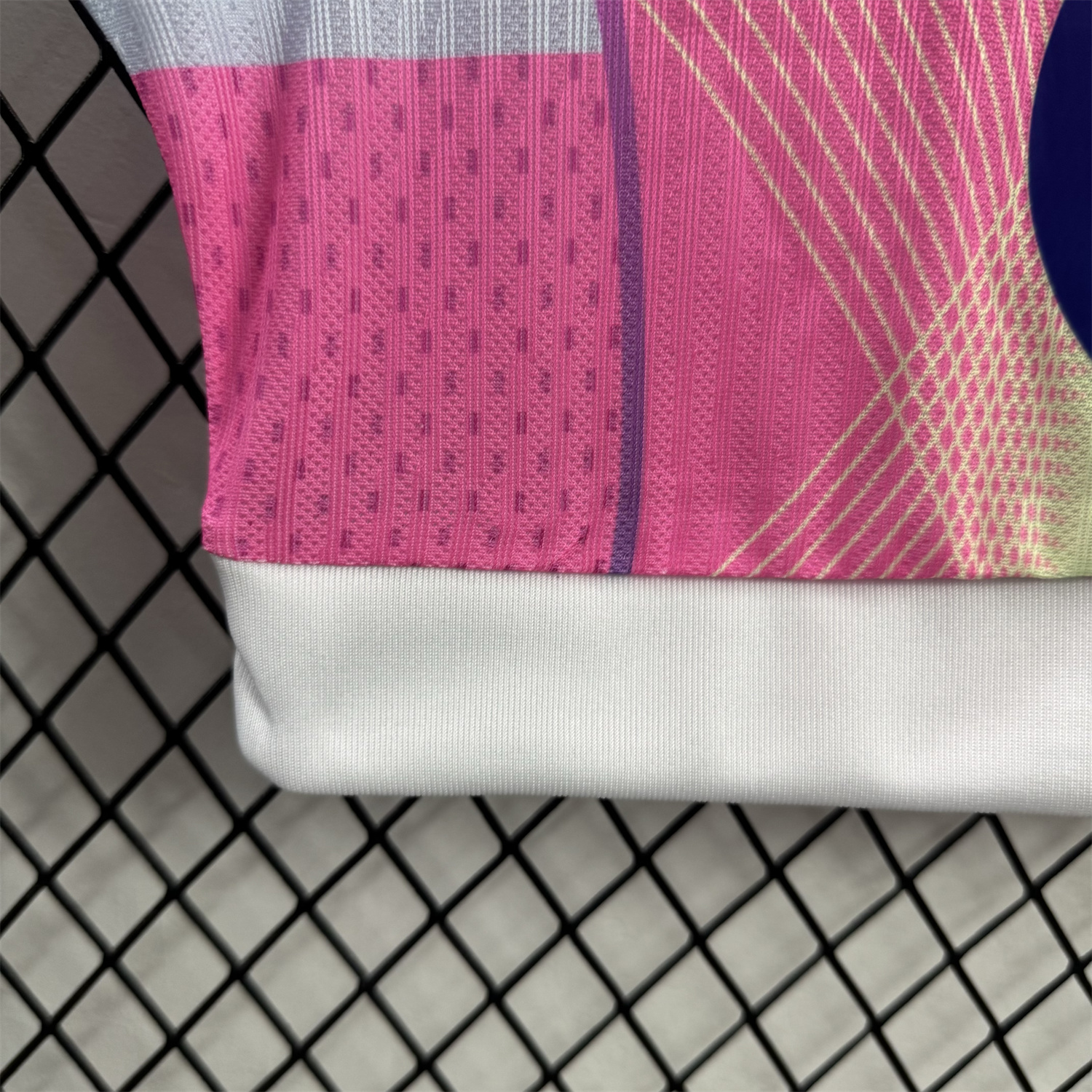 foot-Women's Barcelona 25-26 T90 Pink Yoga Vest