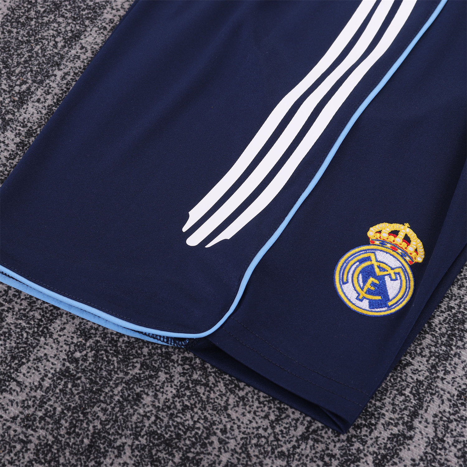 foot-Retro Real Madrid 05-06 Away Kids Kit
