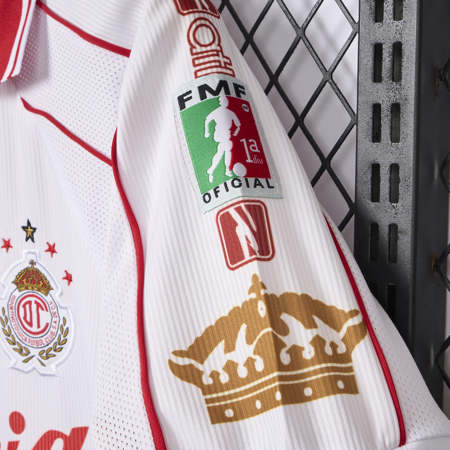 foot-Retro Toluca 1999-00 Away Jersey
