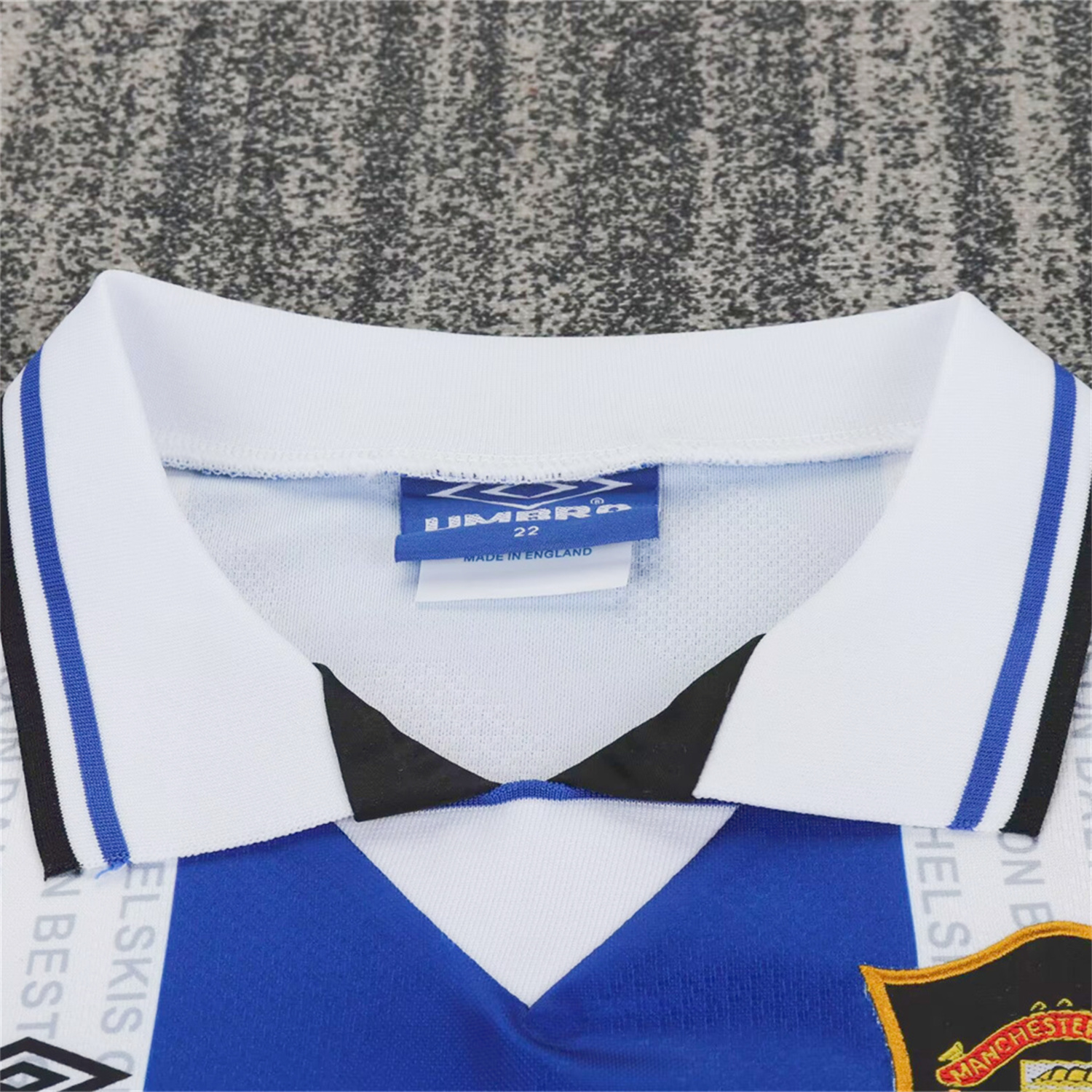 foot-Retro Manchester United 94-96 Away Kids Kit