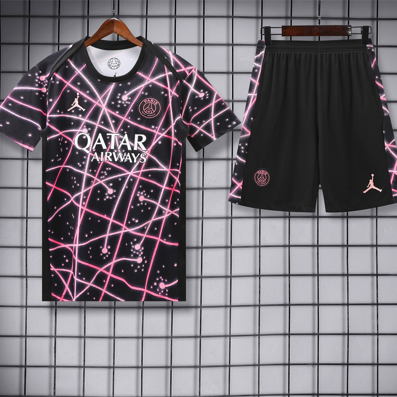 foot-Paris Saint-Germain PSG 25-26 Short-Sleeve Training Set - Pink Fluorescent Rays Black Top & Black Shorts